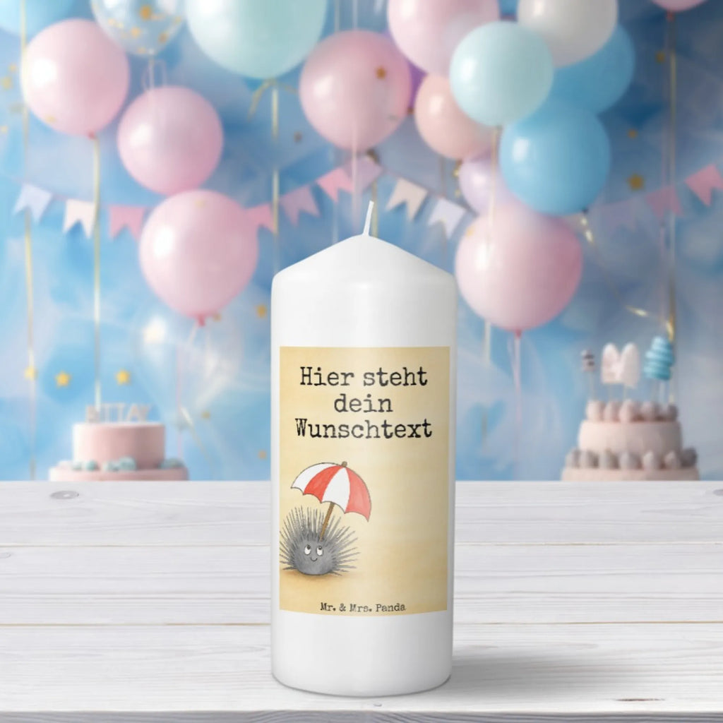 Personalisierte Kerze Seeigel Design Kerzen-Set Mit Namensgravur, Osterkerze Mit Namen, Outdoor-Kerze Mit Namensgravur, Kerze Mit Namen, Adventskerze Mit Wunschname, Bio-Kerze Mit Wunschname, Tischkerze Mit Namensdruck, Weihnachtskerze Mit Namensgravur, Kerze Für Hochzeit Mit Namensgravur, Teelicht Mit Namensdruck, Andachtskerze Mit Namensgravur, Stearinkerze Mit Gravur, Duftkerze Mit Namen, Sojawachskerze Mit Namensdruck, Gedenkkerze Mit Namen, Trauerkerze Mit Namen, Stumpenkerze Mit Namensgravur, Blockkerze Mit Namensdruck, Kerze Für Geburtstag Mit Wunschname, Kerze Mit Prägung Und Wunschname, Kerze Mit Spruch Und Namen, Bienenwachskerze Mit Wunschname, Metall-Kerze Mit Namensgravur, Fair-Trade-Kerze Mit Namensgravur, Personalisierte Kerze, Gartenkerze Mit Namen, Handgemachte Kerze Mit Wunschname, Glas-Kerze Mit Wunschname, Firmungskerze Mit Wunschname, LED-Kerze Mit Wunschname, Taufekerze Mit Namensgravur, Holz-Kerze Mit Namen, Handgegossene Kerze Mit Namen, Laternenkerze Mit Namensdruck, Stabkerze Mit Gravur, Streukerze Mit Namensdruck, Schwimmkerze Mit Namen, Tafelkerze Mit Wunschname, Gastgeschenk Kerze Mit Namen, Votivkerze Mit Wunschname, Kommunionkerze Mit Namen, Grabkerze Mit Namensgravur, Meerestiere, Meer, Urlaub, Lebe, Selbstakzeptanz, Hier und Jetzt, Selbstliebe, Seeigel, Leben, Achtsamkeit