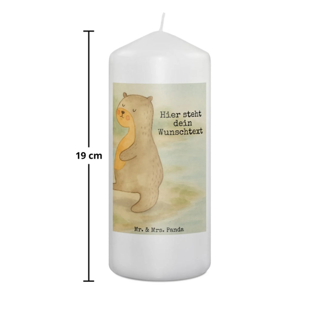 Personalised candle otter Belly Design Laternenkerze Mit Namensdruck, Kerze Für Hochzeit Mit Namensgravur, LED-Kerze Mit Wunschname, Bienenwachskerze Mit Wunschname, Taufekerze Mit Namensgravur, Schwimmkerze Mit Namen, Personalisierte Kerze, Teelicht Mit Namensdruck, Adventskerze Mit Wunschname, Gastgeschenk Kerze Mit Namen, Blockkerze Mit Namensdruck, Stearinkerze Mit Gravur, Kerze Mit Spruch Und Namen, Stumpenkerze Mit Namensgravur, Tafelkerze Mit Wunschname, Trauerkerze Mit Namen, Holz-Kerze Mit Namen, Grabkerze Mit Namensgravur, Kommunionkerze Mit Namen, Gedenkkerze Mit Namen, Fair-Trade-Kerze Mit Namensgravur, Handgemachte Kerze Mit Wunschname, Streukerze Mit Namensdruck, Handgegossene Kerze Mit Namen, Sojawachskerze Mit Namensdruck, Duftkerze Mit Namen, Tischkerze Mit Namensdruck, Kerze Mit Prägung Und Wunschname, Outdoor-Kerze Mit Namensgravur, Glas-Kerze Mit Wunschname, Bio-Kerze Mit Wunschname, Kerze Mit Namen, Andachtskerze Mit Namensgravur, Votivkerze Mit Wunschname, Stabkerze Mit Gravur, Kerze Für Geburtstag Mit Wunschname, Osterkerze Mit Namen, Gartenkerze Mit Namen, Metall-Kerze Mit Namensgravur, Weihnachtskerze Mit Namensgravur, Firmungskerze Mit Wunschname, Kerzen-Set Mit Namensgravur, Otter, Fischotter, Seeotter, Otter Seeotter See Otter