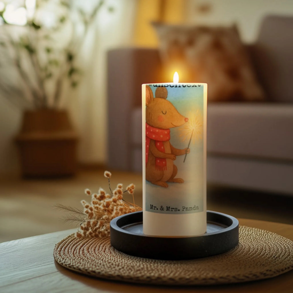 Personalised candle Mouse Christmas Design Kerze Für Geburtstag Mit Wunschname, Handgemachte Kerze Mit Wunschname, Gastgeschenk Kerze Mit Namen, Kerze Mit Namen, Adventskerze Mit Wunschname, Kommunionkerze Mit Namen, Gedenkkerze Mit Namen, Kerze Für Hochzeit Mit Namensgravur, Handgegossene Kerze Mit Namen, Sojawachskerze Mit Namensdruck, Bienenwachskerze Mit Wunschname, Schwimmkerze Mit Namen, Glas-Kerze Mit Wunschname, Tischkerze Mit Namensdruck, Votivkerze Mit Wunschname, Kerzen-Set Mit Namensgravur, Stearinkerze Mit Gravur, Stabkerze Mit Gravur, Stumpenkerze Mit Namensgravur, Holz-Kerze Mit Namen, Andachtskerze Mit Namensgravur, Grabkerze Mit Namensgravur, Taufekerze Mit Namensgravur, Laternenkerze Mit Namensdruck, Outdoor-Kerze Mit Namensgravur, Duftkerze Mit Namen, Tafelkerze Mit Wunschname, Blockkerze Mit Namensdruck, LED-Kerze Mit Wunschname, Metall-Kerze Mit Namensgravur, Gartenkerze Mit Namen, Weihnachtskerze Mit Namensgravur, Personalisierte Kerze, Bio-Kerze Mit Wunschname, Streukerze Mit Namensdruck, Kerze Mit Spruch Und Namen, Kerze Mit Prägung Und Wunschname, Fair-Trade-Kerze Mit Namensgravur, Trauerkerze Mit Namen, Osterkerze Mit Namen, Teelicht Mit Namensdruck, Firmungskerze Mit Wunschname, Winter, Weihnachten, Weihnachtsdeko, Nikolaus, Advent, Heiligabend, Wintermotiv, Weihnachtsmotiv, Weihnachtsgruß, Mäuschen, Maus, Frohe Weihnachten, Weihnachtswunder