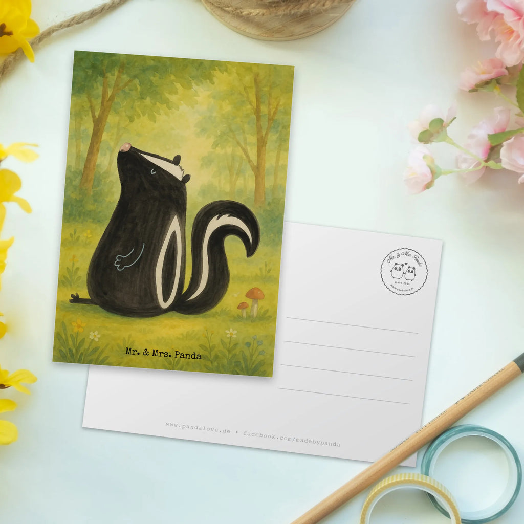 Pocztówka skunks siedzenie Design Stinktier, Skunk