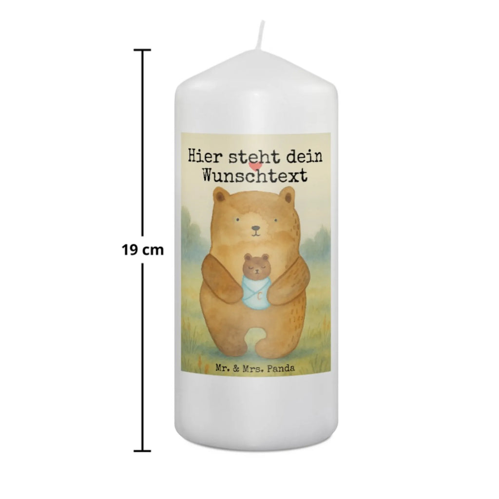 Personalised candle bear infant Design Glas-Kerze Mit Wunschname, Taufekerze Mit Namensgravur, Handgegossene Kerze Mit Namen, Votivkerze Mit Wunschname, Tischkerze Mit Namensdruck, Bienenwachskerze Mit Wunschname, Kerze Mit Namen, Tafelkerze Mit Wunschname, Laternenkerze Mit Namensdruck, Kerze Für Hochzeit Mit Namensgravur, Weihnachtskerze Mit Namensgravur, Kommunionkerze Mit Namen, Holz-Kerze Mit Namen, Blockkerze Mit Namensdruck, Stumpenkerze Mit Namensgravur, Andachtskerze Mit Namensgravur, Outdoor-Kerze Mit Namensgravur, Schwimmkerze Mit Namen, Stearinkerze Mit Gravur, Gartenkerze Mit Namen, Fair-Trade-Kerze Mit Namensgravur, Sojawachskerze Mit Namensdruck, Kerzen-Set Mit Namensgravur, Personalisierte Kerze, Firmungskerze Mit Wunschname, Stabkerze Mit Gravur, Kerze Mit Spruch Und Namen, Kerze Für Geburtstag Mit Wunschname, Adventskerze Mit Wunschname, Handgemachte Kerze Mit Wunschname, Duftkerze Mit Namen, Bio-Kerze Mit Wunschname, LED-Kerze Mit Wunschname, Streukerze Mit Namensdruck, Grabkerze Mit Namensgravur, Gedenkkerze Mit Namen, Metall-Kerze Mit Namensgravur, Trauerkerze Mit Namen, Osterkerze Mit Namen, Gastgeschenk Kerze Mit Namen, Kerze Mit Prägung Und Wunschname, Teelicht Mit Namensdruck, Bär, Teddy, Teddybär, Baby, Glückwunsch, Enkel, Geburt, Neffe, Nichte, Eltern, Taufe, Mutter, Täufling, Geburtstag, Enkelin