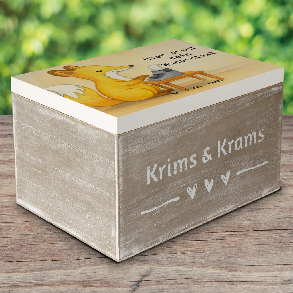 Personalisierte Holzkiste Buchhalter Leidenschaft Design Dekokiste mit Namen, Dekokiste Personalisiert, Aufbewahrungsbox mit Namen, Schatulle Personalisiert, Holzkiste mit Namen, Erinnerungskiste Personalisiert, Truhe Personalisiert, Holzkiste Personalisiert, Kiste mit Namen, Kiste Personalisiert, Schatzkiste Personalisiert, Schatzkiste mit Namen, Schatulle mit Namen, Aufbewahrungsbox Personalisiert, GEschenkdose personalisiert, Geschenkbox personalisiert, Truhe mit Namen, Erinnerungsbox mit Namen, Erinnerungsbox Personalisiert, mit Namen, Erinnerungskiste, Beruf, Ausbildung, Jubiläum, Abschied, Rente, Kollege, Kollegin, Geschenk, Schenken, Arbeitskollege, Mitarbeiter, Firma, Danke, Dankeschön, Buchhalter, Backoffice Mitarbeiter, Angestellter, Bürojob