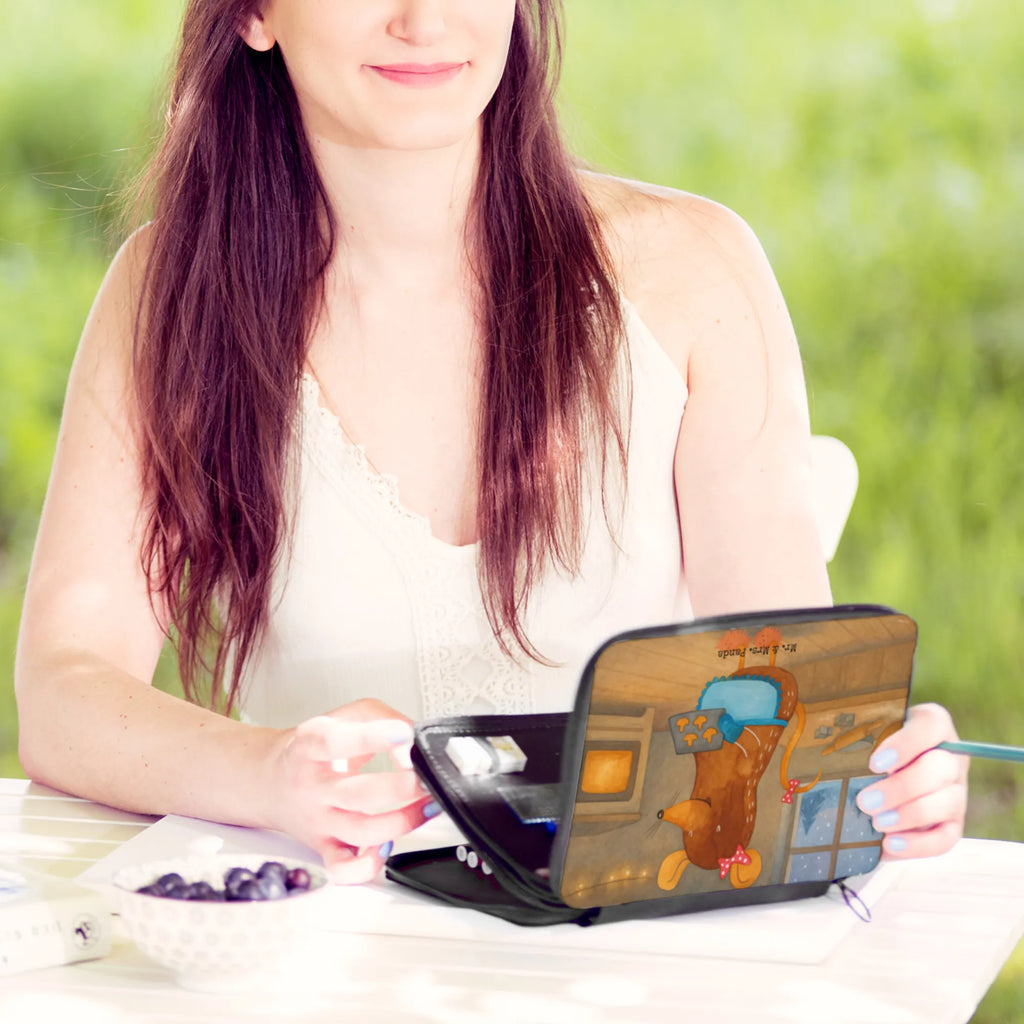 Leather folder Mouse Cookies Design motif, pupil, pencil case, gift, primary school, pencil bag, school, enrolment, pen roll, child, Winter, Christmas, Christmas time, snow, cookies, chaosqueen, christmas baking, mouse, christmas cookies, winter, christmas, baking