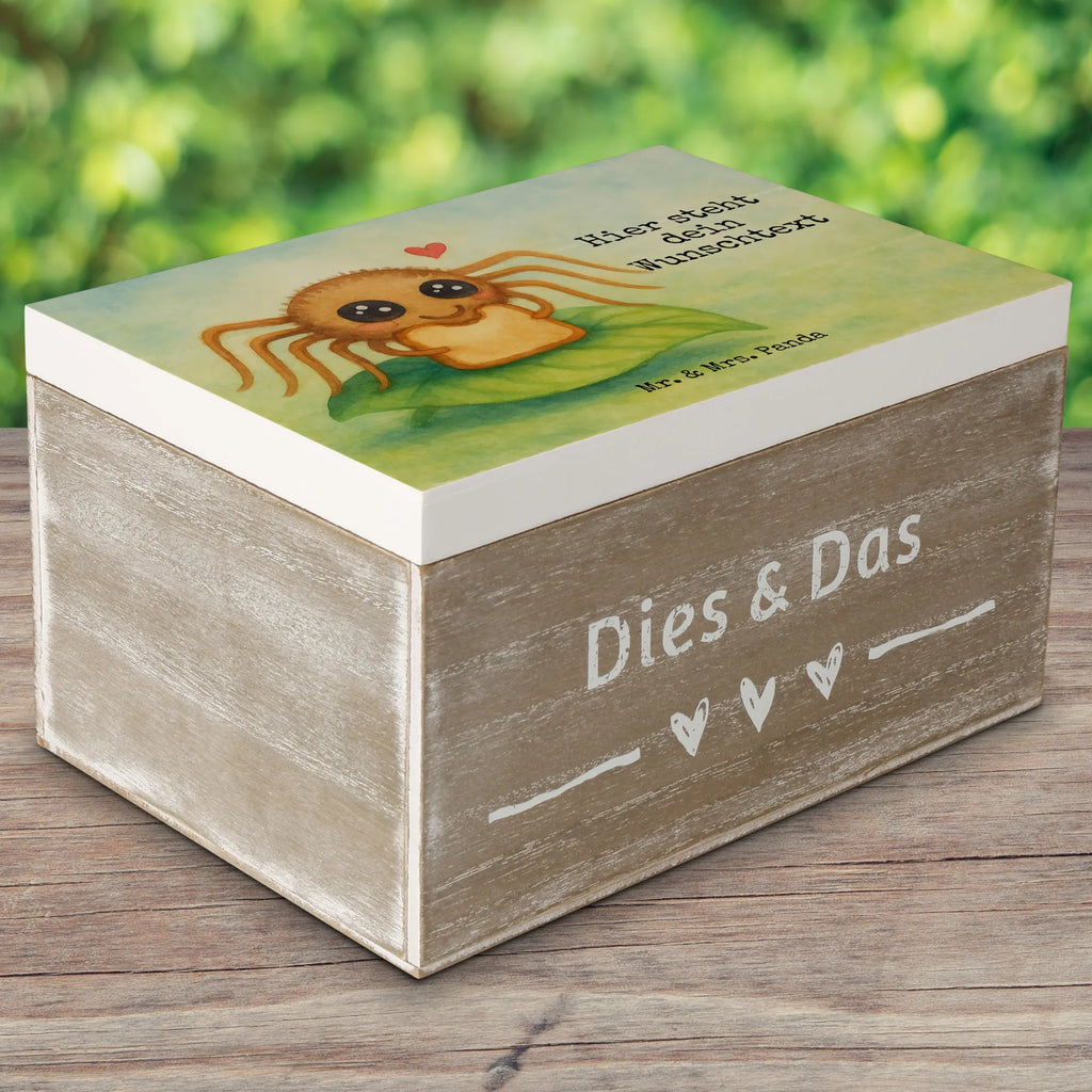 Personalisierte Holzkiste Spinne Agathe Sandwich Design Kiste mit Namen, Schatzkiste Personalisiert, Erinnerungsbox mit Namen, Truhe mit Namen, GEschenkdose personalisiert, Dekokiste mit Namen, Kiste Personalisiert, Schatzkiste mit Namen, Holzkiste mit Namen, Aufbewahrungsbox mit Namen, Schatulle mit Namen, Erinnerungskiste Personalisiert, Truhe Personalisiert, Erinnerungsbox Personalisiert, Geschenkbox personalisiert, Schatulle Personalisiert, Dekokiste Personalisiert, Erinnerungskiste, mit Namen, Aufbewahrungsbox Personalisiert, Holzkiste Personalisiert, Spinne Agathe, Spinne, Agathe, Videos, Merchandise, Glück, Lebensfreude, Hunger, Mut, Hungrig, Alles wird gut, Verfressen