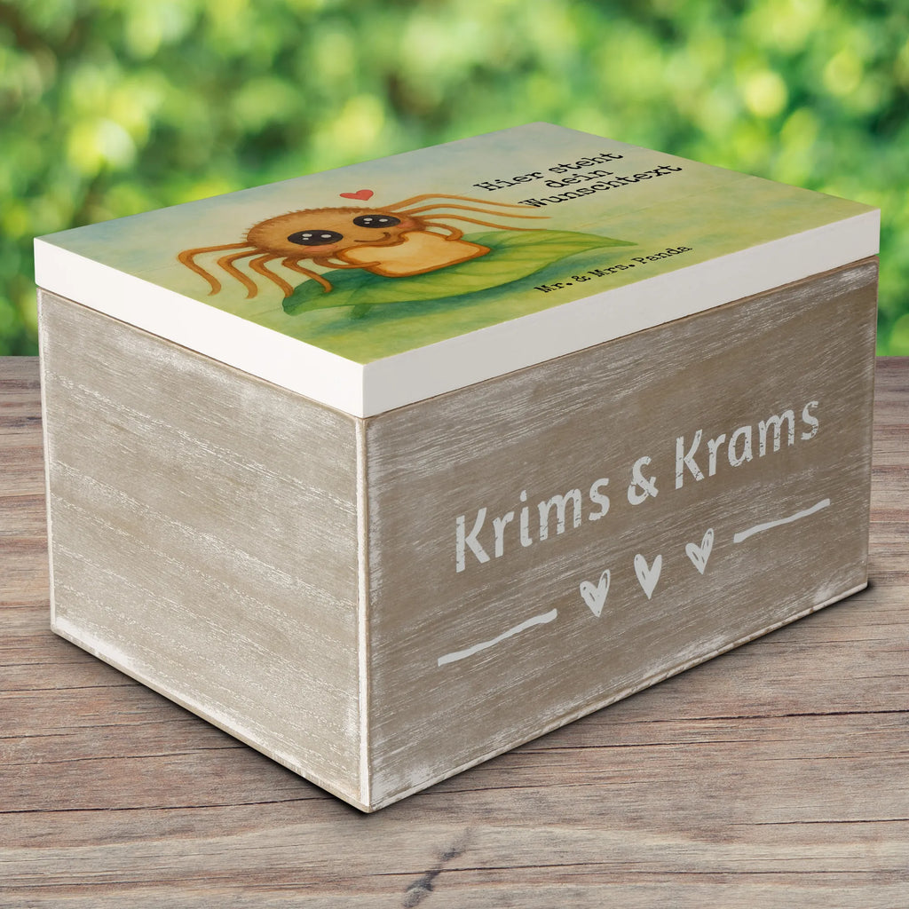 Personalisierte Holzkiste Spinne Agathe Sandwich Design Kiste mit Namen, Schatzkiste Personalisiert, Erinnerungsbox mit Namen, Truhe mit Namen, GEschenkdose personalisiert, Dekokiste mit Namen, Kiste Personalisiert, Schatzkiste mit Namen, Holzkiste mit Namen, Aufbewahrungsbox mit Namen, Schatulle mit Namen, Erinnerungskiste Personalisiert, Truhe Personalisiert, Erinnerungsbox Personalisiert, Geschenkbox personalisiert, Schatulle Personalisiert, Dekokiste Personalisiert, Erinnerungskiste, mit Namen, Aufbewahrungsbox Personalisiert, Holzkiste Personalisiert, Spinne Agathe, Spinne, Agathe, Videos, Merchandise, Glück, Lebensfreude, Hunger, Mut, Hungrig, Alles wird gut, Verfressen