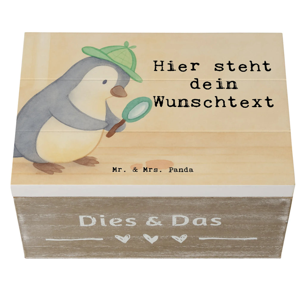 Personalisierte Holzkiste Detektiv Leidenschaft Design Dekokiste mit Namen, Erinnerungsbox Personalisiert, Truhe mit Namen, Schatulle mit Namen, Erinnerungskiste Personalisiert, Holzkiste Personalisiert, Schatzkiste mit Namen, GEschenkdose personalisiert, mit Namen, Geschenkbox personalisiert, Kiste mit Namen, Schatulle Personalisiert, Erinnerungskiste, Holzkiste mit Namen, Schatzkiste Personalisiert, Erinnerungsbox mit Namen, Kiste Personalisiert, Aufbewahrungsbox Personalisiert, Aufbewahrungsbox mit Namen, Truhe Personalisiert, Dekokiste Personalisiert, Beruf, Ausbildung, Jubiläum, Abschied, Rente, Kollege, Kollegin, Geschenk, Schenken, Arbeitskollege, Mitarbeiter, Firma, Danke, Dankeschön, Wirtschaftsdetektei, Ermittler, Detektiv, Spurensuche, Agent, Privatdetektei, Berufsdetektiv, Detektivausbildung