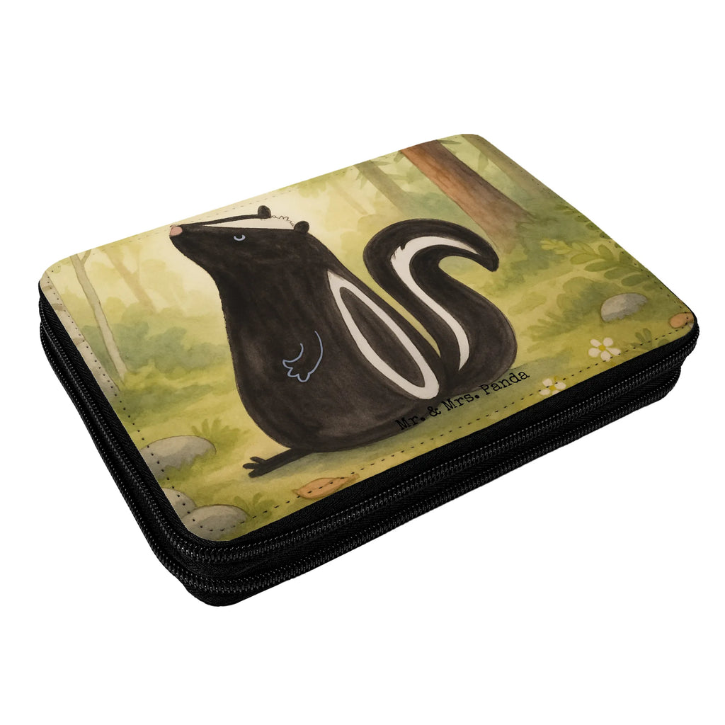 Federmappe Stinktier Sitzen Design Federmappe Einschulung, Büro Stifte Etui, Schülerin, Einschulung, Federmäppchen, Schule, Stifte Etui, Bestückte Federmappe, Federmäppchen bedruckt, Geschenk, Kind, Stifterolle, Kinder Federmappe, Motiv, Federmappe, Grundschule, Stiftetasche, Schüler, Stinktier, Skunk, Recht, Raubtier, Wildtier, Büro, Stinki, Besserwisser, Spruch, Stinker