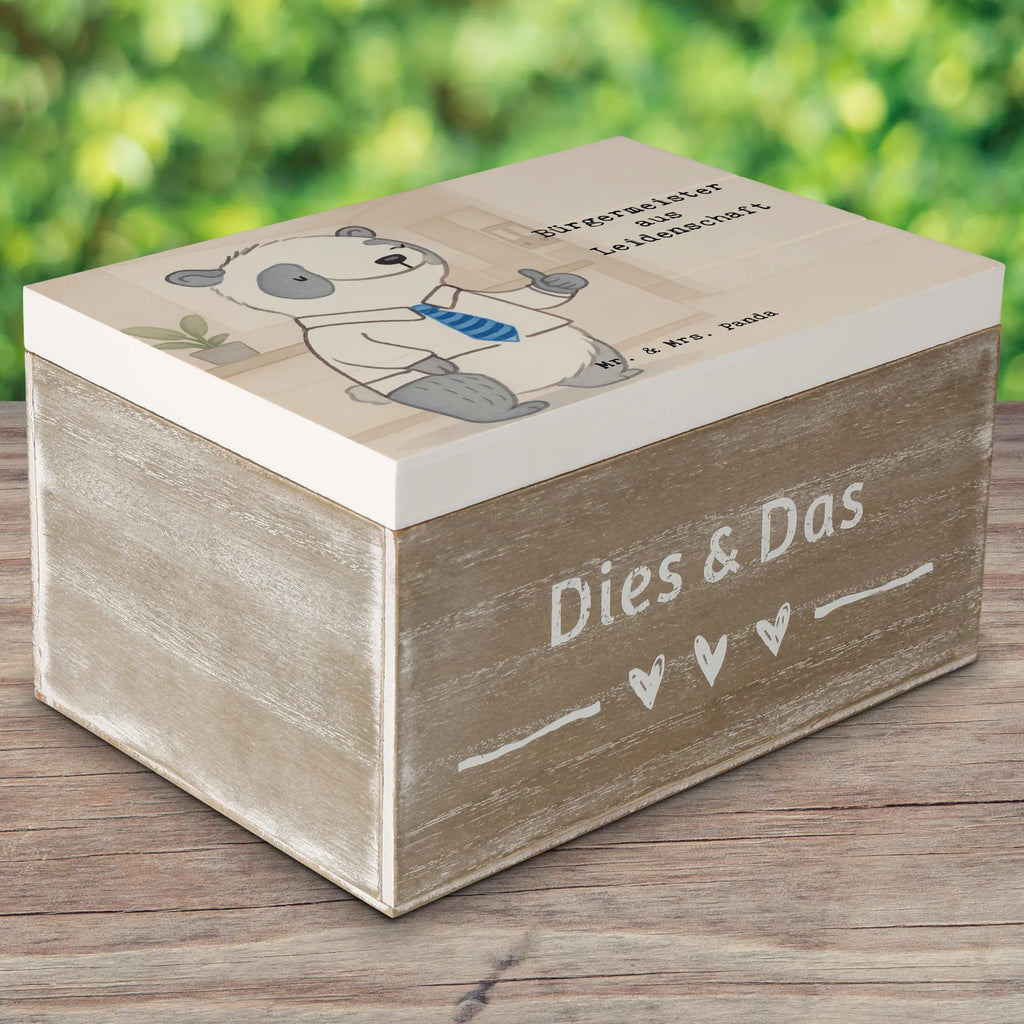 Holzkiste Bürgermeister Leidenschaft Design Erinnerungsbox, Aufbewahrungsbox, Geschenkbox, Kiste, Erinnerungskiste, Truhe, Schatulle, Schatzkiste, Geschenkdose, Holzkiste, XXL, Dekokiste, Beruf, Ausbildung, Jubiläum, Abschied, Rente, Kollege, Kollegin, Geschenk, Schenken, Arbeitskollege, Mitarbeiter, Firma, Danke, Dankeschön, Stadt, Rathaus, Bürgermeisterwahl, Amtseinführung, Wahlen, Bürgermeister Geschenk zum Amtsantritt, Gemeinde, Oberbürgermeister
