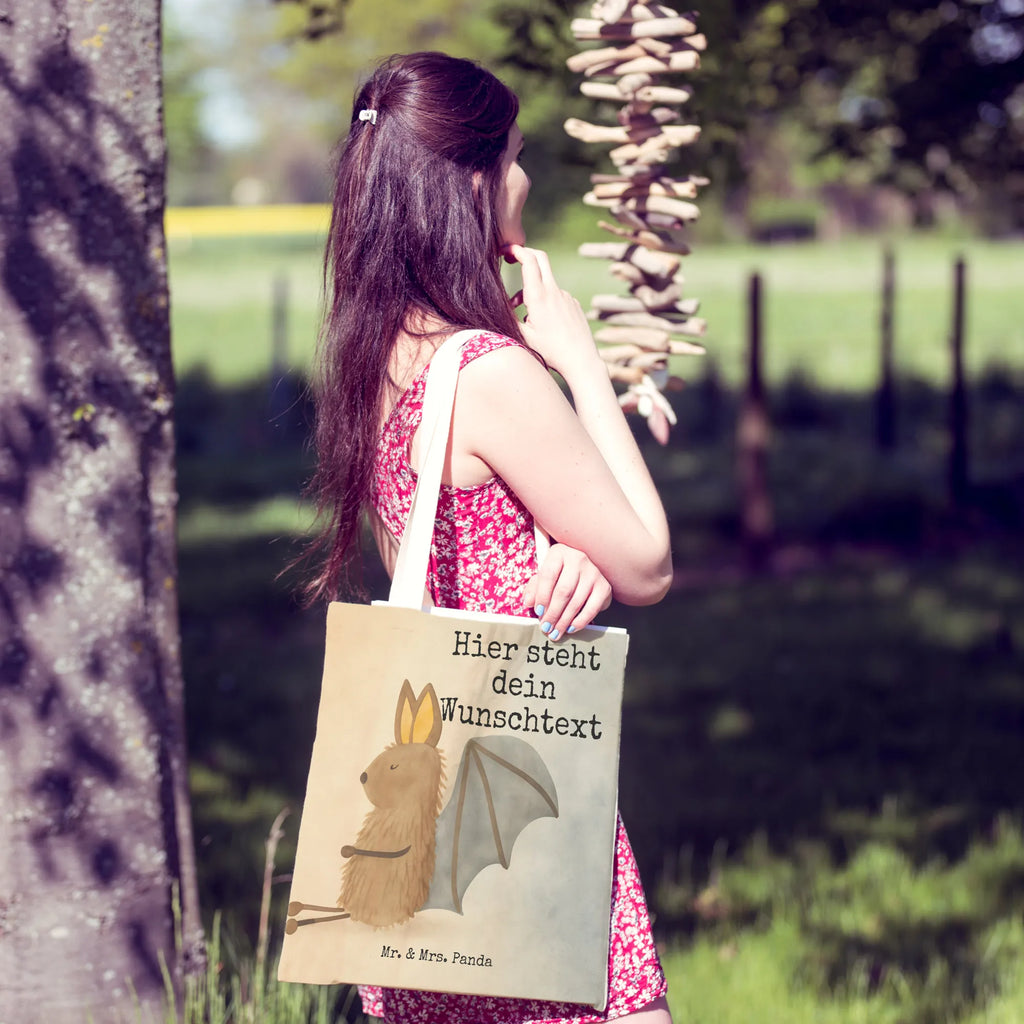 Personalisierte Einkaufstasche Fledermaus Sitzen Design Tragetasche Für Herren Personalisiert, Einkaufstasche Personalisiert, Personalisierte Tragetasche, Tragetasche Für Schule Mit Wunschtext, Tragetasche Mit Motiv Und Wunschtext, Tragetasche Für Kinder Mit Wunschtext, Tragetasche Modern Mit Gravur, Design Tragetasche Personalisiert, Tragetasche Selbst Gestalten, Vintage Tragetasche Mit Wunschtext, Lustige Tragetasche Mit Text, Tragetasche Für Alltag Mit Text, Tragetasche Mit Text, Kleine Tragetasche Mit Text, Wiederverwendbare Tragetasche Mit Wunschtext, Tragetasche Mit Wunschtext, Bunte Tragetasche Mit Namen, Faltbare Tragetasche Mit Wunschtext, Große Tragetasche Mit Namen, Tragetasche Bedruckt Mit Wunschtext, Nachhaltige Tragetasche Personalisiert, Leinentasche Mit Gravur, Baumwolltasche Mit Namen, Tragetasche Mit Personalisierung, Tragetasche Personalisiert, Tragetasche Als Geschenk Mit Wunschtext, Tragetasche Für Büro Mit Namen, Jutetasche Mit Wunschtext, Tragetasche Für Damen Mit Namen, Umweltfreundliche Tragetasche Mit Namen, Tragetasche Mit Namen, Tragetasche Mit Spruch, Tragetasche Für Einkäufe Personalisiert, Tragetasche Mit Initialen, Stofftasche Mit Wunschtext, Tiermotive, Gute Laune, lustige Sprüche, Tiere, entspannen, Motivation, Fledermäuse, Fledermaus