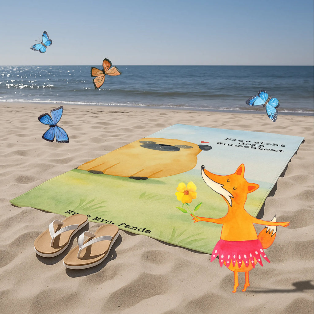 Personalisiertes Badehandtuch Mops Design Strandtuch mit Namen, Personalisiertes Handtuch, Personalisiertes Badetuch, Badetuch mit Namen, Saunatuch mit Namen, Duschtuch mit Namen, Kinder Handtuch mit Namen, Hund, Hundemotiv, Haustier, Hunderasse, Tierliebhaber, Hundebesitzer, Sprüche, Liebe, Mops, Hundeliebe