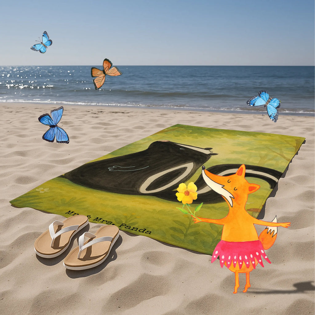 Badehandtuch Stinktier Sitzen Design Duschtuch, Saunatuch, Strandtuch, Badetuch, Kinder Handtuch, Stinktier, Skunk, Spruch, Stinki, Wildtier, Büro, Raubtier, Besserwisser, Stinker, Recht