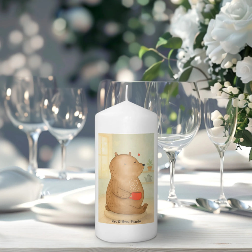 Candle bear morning coffee Design Andachtskerze, Kerze Für Firmung, Fair-Trade-Kerze, Streukerze, Kerze Für Advent, Kerze Für Weihnachten, Kerze Ohne Duft, Kerze Als Gastgeschenk, Kerze Mit Duft, Grablicht, Blockkerze, Kerze Mit Prägung, Grabkerze, Stabkerze, Stumpenkerze, Dinnerkerze, Bio-Kerze, Glas-Kerze, Tafelkerze, Outdoor-Kerze, Kerze Für Geburtstag, Kerze Mit Gravur, Kerze Für Kommunion, Gartenkerze, Gedenkkerze, Sojawachskerze, Stearin­kerze, Kerze Mit Motiv, Metall-Kerze, Kerze Für Taufe, Dinnerkerzenpaar, Kerze Mit Spruch, Handgemachte Kerze, Teelicht, Kerze Für Hochzeit, Votivkerze, Kerze, Trauerkerze, Handgegossene Kerze, Duftkerze, Kerze Mit Fotoeinleger, Tischkerze, Laternenkerze, Kerze Mit Namensgravur, Stumpenkerzen-Set, Kerze Für Ostern, Liebe, Partner, Freund, Freundin, Ehemann, Ehefrau, Heiraten, Verlobung, Heiratsantrag, Liebesgeschenk, Jahrestag, Hocheitstag, Hochzeitstag, Geschenk für Freundin, Liebesbeweis, Valentinstag, Mitbringsel, Geschenk für Frauen, Geschenk für Partner, für Ehemann, für Männer