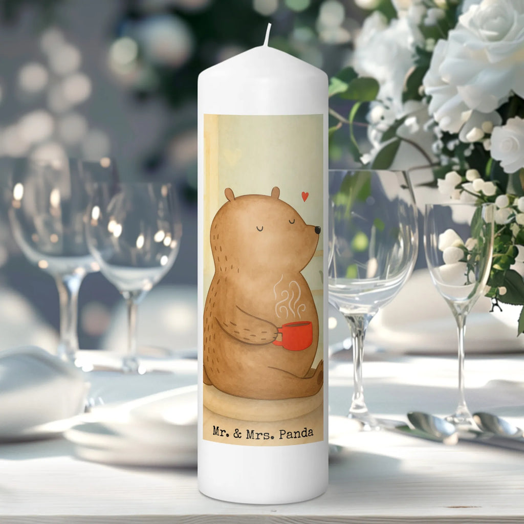 Candle bear morning coffee Design Andachtskerze, Kerze Für Firmung, Fair-Trade-Kerze, Streukerze, Kerze Für Advent, Kerze Für Weihnachten, Kerze Ohne Duft, Kerze Als Gastgeschenk, Kerze Mit Duft, Grablicht, Blockkerze, Kerze Mit Prägung, Grabkerze, Stabkerze, Stumpenkerze, Dinnerkerze, Bio-Kerze, Glas-Kerze, Tafelkerze, Outdoor-Kerze, Kerze Für Geburtstag, Kerze Mit Gravur, Kerze Für Kommunion, Gartenkerze, Gedenkkerze, Sojawachskerze, Stearin­kerze, Kerze Mit Motiv, Metall-Kerze, Kerze Für Taufe, Dinnerkerzenpaar, Kerze Mit Spruch, Handgemachte Kerze, Teelicht, Kerze Für Hochzeit, Votivkerze, Kerze, Trauerkerze, Handgegossene Kerze, Duftkerze, Kerze Mit Fotoeinleger, Tischkerze, Laternenkerze, Kerze Mit Namensgravur, Stumpenkerzen-Set, Kerze Für Ostern, Liebe, Partner, Freund, Freundin, Ehemann, Ehefrau, Heiraten, Verlobung, Heiratsantrag, Liebesgeschenk, Jahrestag, Hocheitstag, Hochzeitstag, Geschenk für Freundin, Liebesbeweis, Valentinstag, Mitbringsel, Geschenk für Frauen, Geschenk für Partner, für Ehemann, für Männer