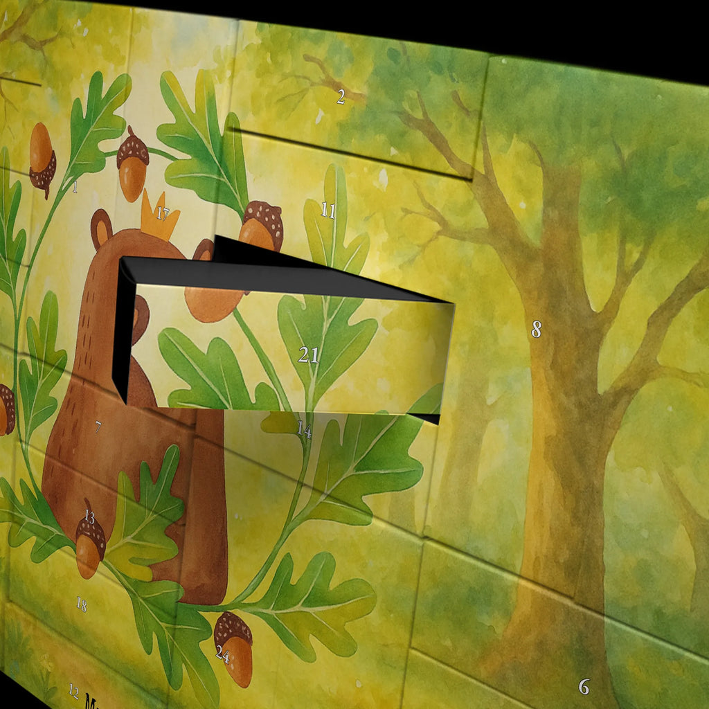 Befüllbarer Adventskalender Bär König Design Adventskalender Boxen, Adventskalender Box, Adventskalender Zum Füllen, Erwachsenen Adventskalender, Schachtel Adventskalender, Adventskalender Karton, Adventskalender Zum Aufstellen, Adventskalender Zum Befüllen, Adventskalender Zum Selbst Befüllen, Bastel Adventskalender, Kalender Zum Befüllen, Weihnachtskalender Selbst Befüllen, Karton Adventskalender, Weihnachtskalender Boxen, Adventskalender 24 Boxen, Befüllbarer Adventskalender, Geschenke Adventskalender, Weihnachtskalender Zum Befüllen, Adventskalender ohne Inhalt, Weihnachtskalender, Adventskalender Schachteln, Adventskalender für Erwachsene, Weihnachtskalender Schachteln, Leerer Adventskalender, Tisch Adventskalender, Adventskalender Schachtel, Geschenkekalender, Adventskalender mit 24 Schachteln, Adventskalender Deko, Adventskalender leer, Adventskalender, Adventskalender Selbst Befüllen, Diy Adventskalender, Teddy, Bär, Teddybär, Vatertag, Daddy, Weltbester Papa, Vater, Papi, Papa, Dad, Bester Vater, Bester Papa, Papa Bär