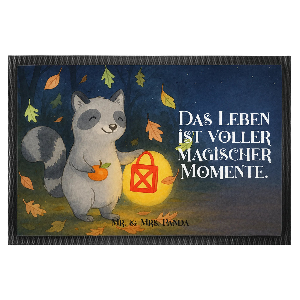 Doormat Raccoon Lantern Design Fußabtreter, Fußmatte waschbar, Haustürmatte, Eingangsteppich, Fußabtreter außen, Fußabstreifer, Schmutzfangmatte waschbar, Gummimatte, Fussmatten, Sauberlaufmatte, Fußabstreifer außen, Matte, Fußmatte innen, Motivfußmatte, Schmutzfangmatte, Fußmatte outdoor, Fußmatten, Fussmatten online, Schmutzfangteppich, Fußmatte außen, Türvorleger, Gummi Matte, Türmatte, Vorleger, Schmutzfänger, Schmutzmatte, Fußmatte außen wetterfest, Halloween, Deko, Martinssingen, Dekoration, Geschenke, Schenken, Trick or Treat, Waschbär, Süßes sonst gibt's saures, Halloween Deko, Laterne, Herbst