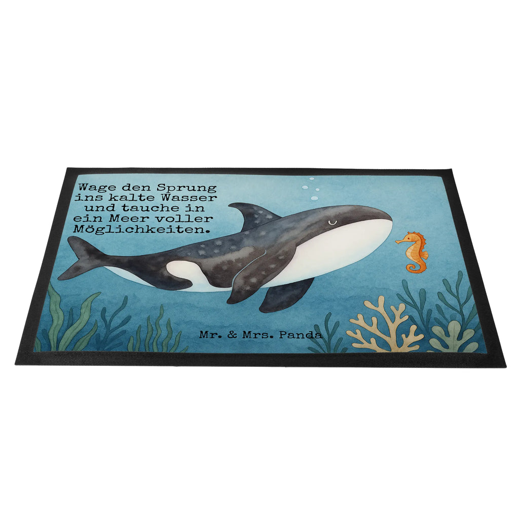 Doormat Orca Design Sauberlaufmatte, Türmatte, Fussmatten, Türvorleger, Schmutzfangmatte, Fußabtreter, Fußmatte außen wetterfest, Motivfußmatte, Fußmatte outdoor, Fußmatte waschbar, Schmutzfangteppich, Fußabstreifer außen, Fußmatten, Fussmatten online, Schmutzfänger, Eingangsteppich, Schmutzfangmatte waschbar, Fußabstreifer, Fußmatte außen, Schmutzmatte, Gummimatte, Vorleger, Matte, Gummi Matte, Fußmatte innen, Fußabtreter außen, Haustürmatte, Meerestiere, Meer, Urlaub, Möglichkeiten, Motivation, Orca, Startup, Arbeit, Killerwal, Orcas, Selbstliebe, Büro, Neustart, Wal