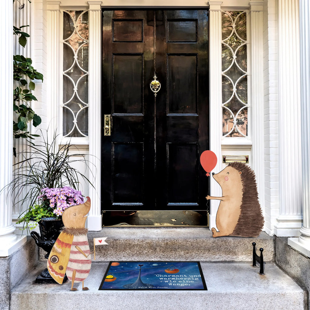 Fußmatte Sternzeichen Waage Design Fußmatte außen, Schmutzmatte, Schmutzfangmatte, Matte, Haustürmatte, Fußabstreifer, Schmutzfänger, Fußmatte outdoor, Schmutzfangmatte waschbar, Fussmatten, Gummimatte, Türmatte, Fußabtreter, Fußabstreifer außen, Fussmatten online, Vorleger, Türvorleger, Fußmatte innen, Fußmatten, Fußmatte waschbar, Fußmatte außen wetterfest, Eingangsteppich, Motivfußmatte, Schmutzfangteppich, Fußabtreter außen, Sauberlaufmatte, Gummi Matte, Tierkreiszeichen, Sternzeichen, Horoskop, Astrologie, Aszendent, Geburtstag Oktober, Waage Geschenk, Geschenk Oktober, Waage, Geschenk September, Hummel, Waage Sternzeichen, Geburtstag September, Marienkäfer, Biene, Gleichgewicht