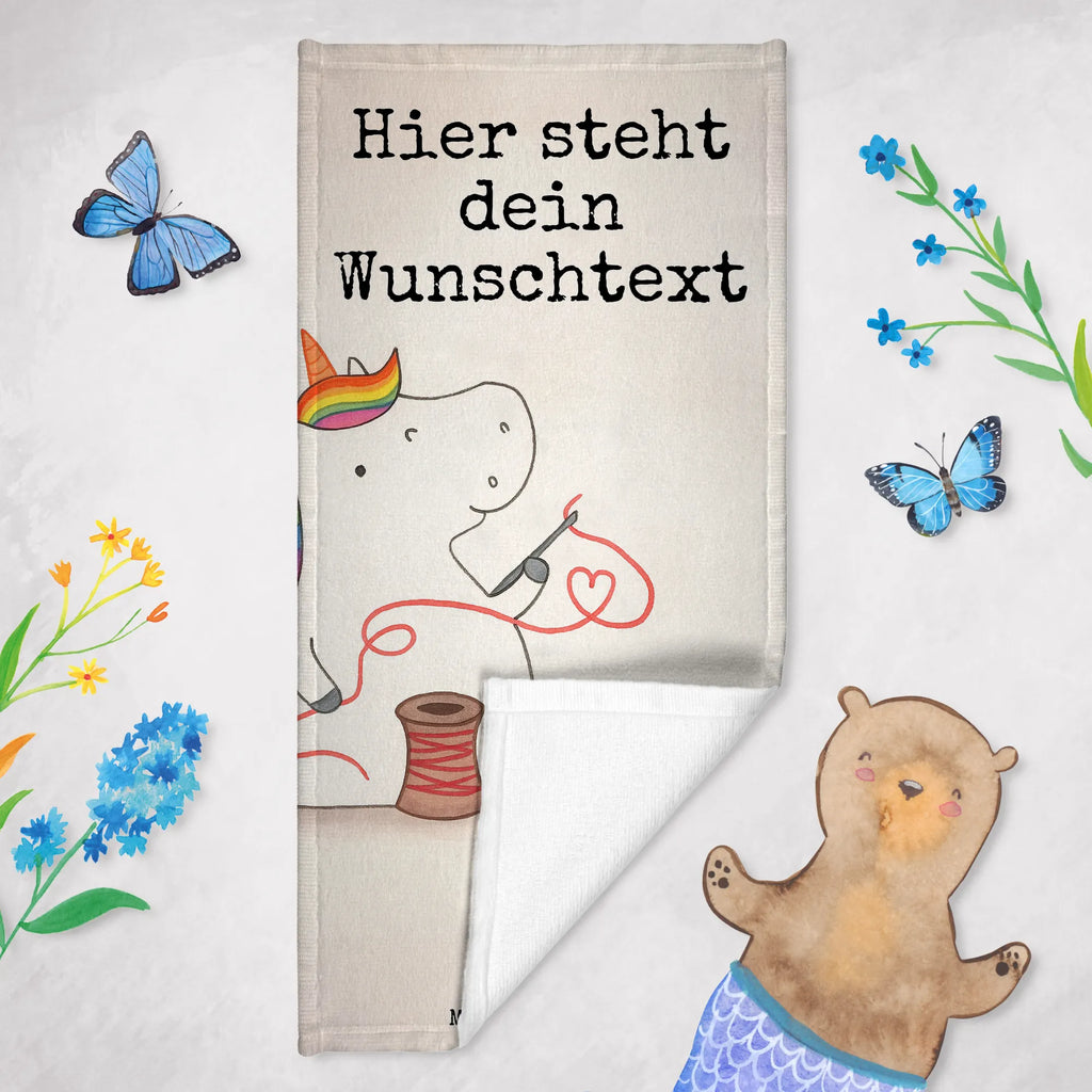 Personalisiertes Badehandtuch Einhorn Näherin Design Badetuch mit Namen, Kinder Handtuch mit Namen, Strandtuch mit Namen, Duschtuch mit Namen, Personalisiertes Badetuch, Saunatuch mit Namen, Personalisiertes Handtuch, Einhorn, Einhörner, Einhorn Deko, Unicorn, Stricken, nähen, Näherin, Häkeln, Mädchen, Nähzimmer, Freundin, basteln