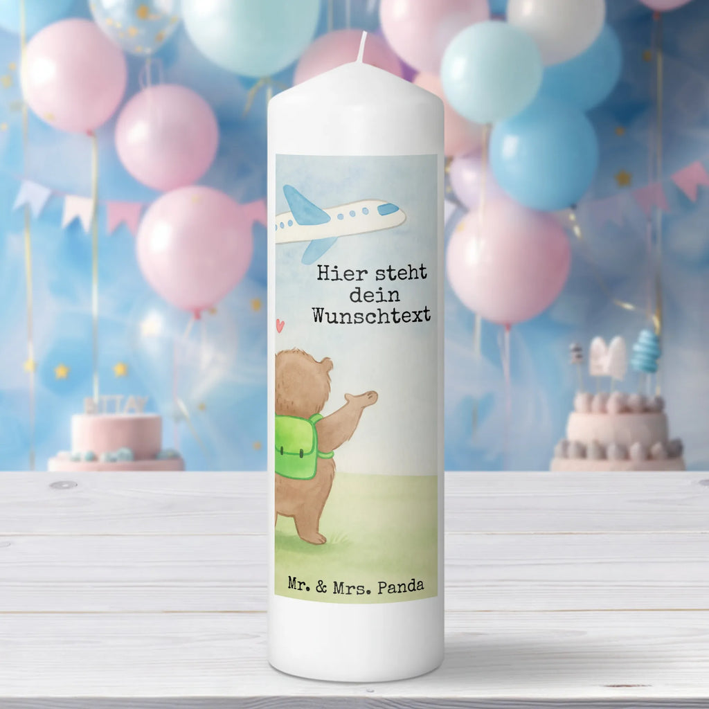 Personalisierte Kerze Bär Flugzeug Design Votivkerze Mit Wunschname, Outdoor-Kerze Mit Namensgravur, Sojawachskerze Mit Namensdruck, Andachtskerze Mit Namensgravur, Adventskerze Mit Wunschname, Gartenkerze Mit Namen, Osterkerze Mit Namen, Kommunionkerze Mit Namen, Taufekerze Mit Namensgravur, Streukerze Mit Namensdruck, Laternenkerze Mit Namensdruck, Kerze Mit Namen, Metall-Kerze Mit Namensgravur, LED-Kerze Mit Wunschname, Tischkerze Mit Namensdruck, Kerze Mit Prägung Und Wunschname, Grabkerze Mit Namensgravur, Gedenkkerze Mit Namen, Trauerkerze Mit Namen, Personalisierte Kerze, Schwimmkerze Mit Namen, Blockkerze Mit Namensdruck, Fair-Trade-Kerze Mit Namensgravur, Duftkerze Mit Namen, Handgegossene Kerze Mit Namen, Glas-Kerze Mit Wunschname, Teelicht Mit Namensdruck, Tafelkerze Mit Wunschname, Bienenwachskerze Mit Wunschname, Stabkerze Mit Gravur, Holz-Kerze Mit Namen, Stumpenkerze Mit Namensgravur, Handgemachte Kerze Mit Wunschname, Gastgeschenk Kerze Mit Namen, Kerze Für Geburtstag Mit Wunschname, Weihnachtskerze Mit Namensgravur, Bio-Kerze Mit Wunschname, Kerze Für Hochzeit Mit Namensgravur, Stearinkerze Mit Gravur, Firmungskerze Mit Wunschname, Kerzen-Set Mit Namensgravur, Kerze Mit Spruch Und Namen, Liebe, Partner, Freund, Freundin, Ehemann, Ehefrau, Heiraten, Verlobung, Heiratsantrag, Liebesgeschenk, Jahrestag, Hocheitstag, Geschenk für Frauen, Valentinstag, für Männer, für Ehemann, Hochzeitstag, Geschenk für Freundin, Mitbringsel, Liebesbeweis, Geschenk für Partner