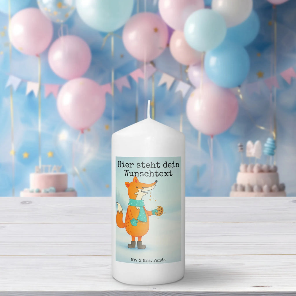 Personalisierte Kerze Fuchs Keks Design Kerzen-Set Mit Namensgravur, Holz-Kerze Mit Namen, Streukerze Mit Namensdruck, Schwimmkerze Mit Namen, Kerze Für Geburtstag Mit Wunschname, Glas-Kerze Mit Wunschname, Bienenwachskerze Mit Wunschname, Kerze Mit Namen, Votivkerze Mit Wunschname, Adventskerze Mit Wunschname, Teelicht Mit Namensdruck, Stabkerze Mit Gravur, Firmungskerze Mit Wunschname, Laternenkerze Mit Namensdruck, Kerze Für Hochzeit Mit Namensgravur, LED-Kerze Mit Wunschname, Handgegossene Kerze Mit Namen, Andachtskerze Mit Namensgravur, Gedenkkerze Mit Namen, Taufekerze Mit Namensgravur, Osterkerze Mit Namen, Kerze Mit Spruch Und Namen, Handgemachte Kerze Mit Wunschname, Duftkerze Mit Namen, Stearinkerze Mit Gravur, Tischkerze Mit Namensdruck, Kommunionkerze Mit Namen, Tafelkerze Mit Wunschname, Personalisierte Kerze, Sojawachskerze Mit Namensdruck, Metall-Kerze Mit Namensgravur, Fair-Trade-Kerze Mit Namensgravur, Weihnachtskerze Mit Namensgravur, Gastgeschenk Kerze Mit Namen, Trauerkerze Mit Namen, Stumpenkerze Mit Namensgravur, Grabkerze Mit Namensgravur, Bio-Kerze Mit Wunschname, Outdoor-Kerze Mit Namensgravur, Kerze Mit Prägung Und Wunschname, Blockkerze Mit Namensdruck, Gartenkerze Mit Namen, Fuchs, Füchse, Plätzchen, Winter, Küche Deko, Liebe, Weihnachtszeit, Backen Spruch, Kekse