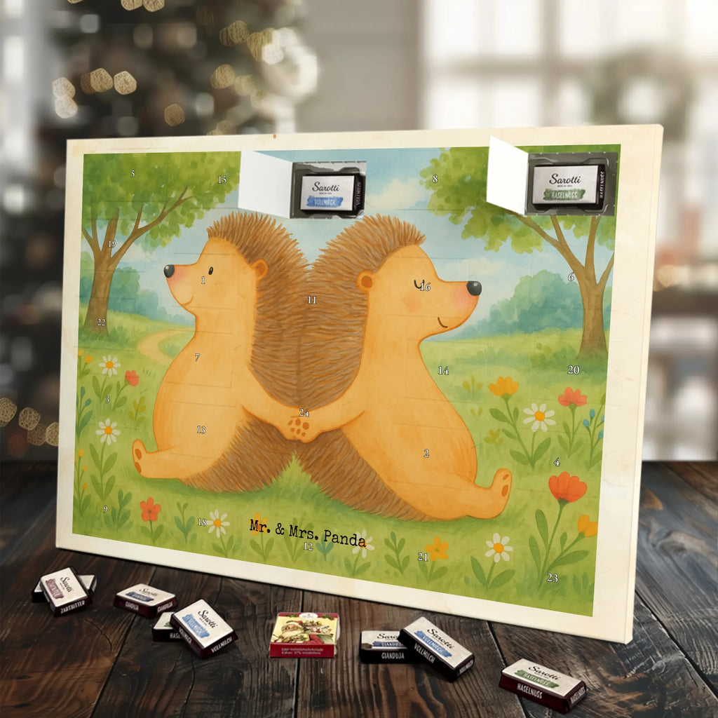 Adventskalender Igel händchenhaltend Design Adventskalender, kalender schokolade, schokoladen kalender, advent kalender, Schoko Adventskalender, süßigkeiten adventskalender, adventskalender mit schokolade, adventskalender mit süßigkeiten, adventskalender pralinen, Schokoladen Adventskalender, süßigkeiten kalender, schokokalender, schokolade adventskalender, pralinen adventskalender, schoko kalender, Weihnachtskalender Schokolade, schokoladenkalender, Adventskalender Schokolade, Weihnachtskalender, weihnachtskalender schoko, adventskalender mit pralinen, adventskalender süßigkeiten, schoko weihnachtskalender, Liebe, Freundin, Liebesgeschenk, Jahrestag, Verlobung, Partner, Ehemann, Ehefrau, Heiraten, Heiratsantrag, Hocheitstag, Freund, Liebesbeweis, Gemeinsamkeit, Hochzeit, Love, Liebesbotschaft, Igelliebe, Igel, Lieblingsmensch, Hand in Hand, Große Liebe, Geschenk für Zwei