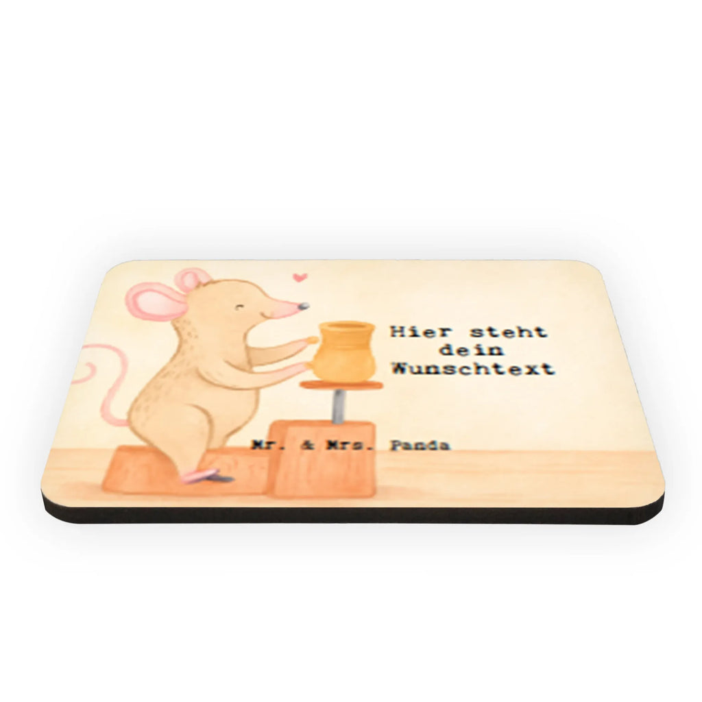 Personalisierter Magnet Maus Töpfern Design Personalisierter Souvenir Magnet, Pinnwandmagnet mit Namen, Personalisierte Kühlschrank Dekoration, Whiteboard Magnet mit Namen, Personalisierer Magnet, Souvenir Magnet mit Namen, Personalisierter Whiteboard Magnet, Motivmagnete mit Namen, Wunschname, Notiz Magnet mit Namen, Personalisierter Notiz Magnet, Personalisierter Pinnwandmagnet, Kühlschrank Dekoration mit Namen, Personalisierter Kühlschrankmagnet, Magnet selbst gestalten, Magnet mit Namen, Dekomagnet mit Namen, Personalisierter Motivmagnete, Magnet bedrucken, Magnet personalisieren, Kühlschrankmagnet mit Namen, Personalisierter Dekomagnet, Geschenk, Sport, Sportart, Hobby, Schenken, Danke, Dankeschön, Auszeichnung, Gewinn, Sportler, Töpferkurs, Töpferei, Töpfern