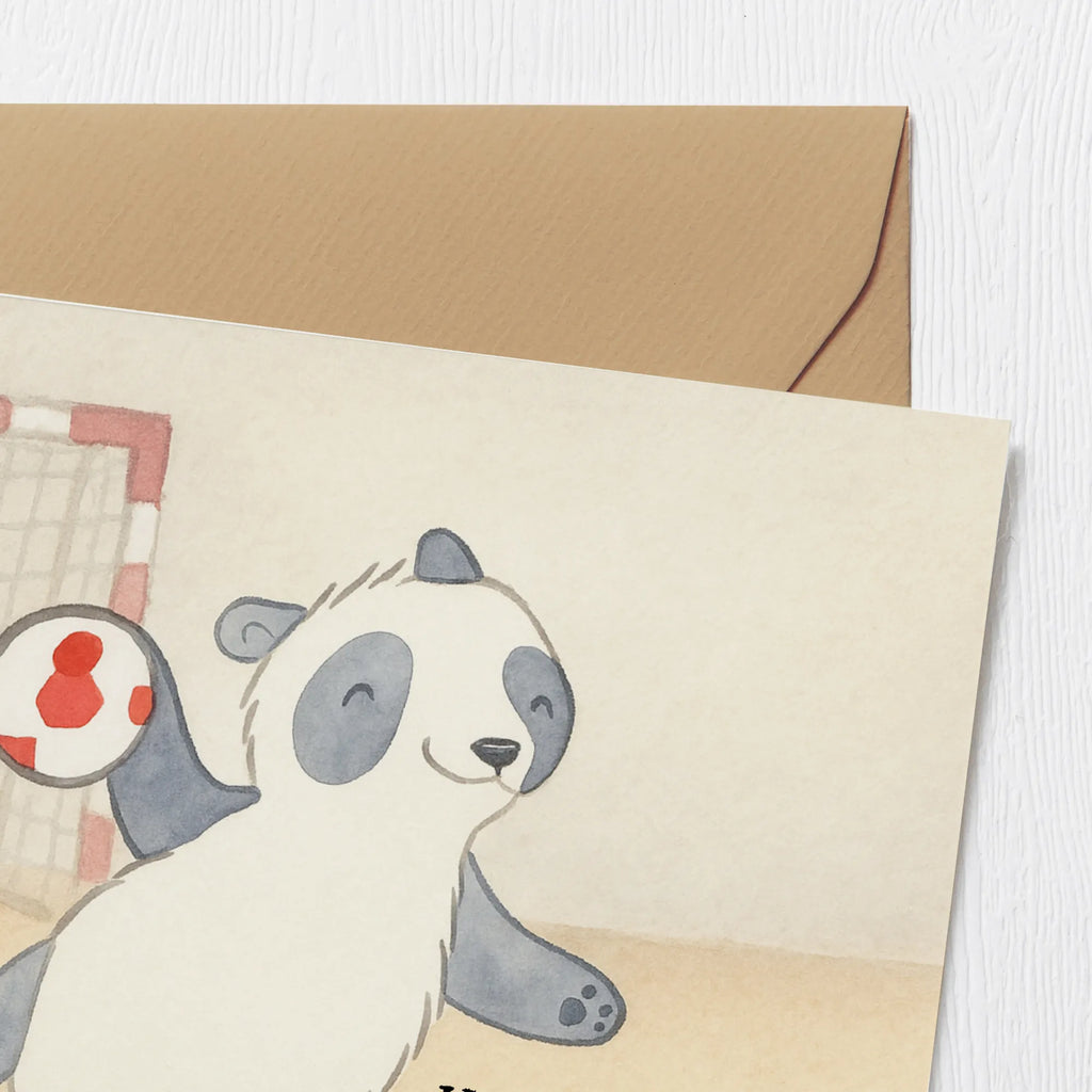 Deluxe Karte Panda Handball spielen Design Hochzeitskarte, Karte, Glückwunschkarte, Geburtstagskarte, Grußkarte, Hochwertige Klappkarte, Einladungskarte, Klappkarte, Hochwertige Grußkarte, Geschenk, Sport, Sportart, Hobby, Schenken, Danke, Dankeschön, Auszeichnung, Gewinn, Sportler, Handball Turnier, Handball Verein, Handball Club, Handball spielen