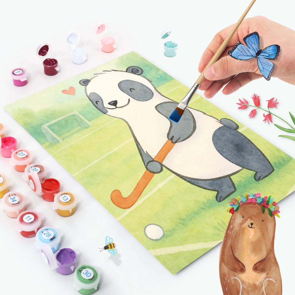 Malen nach Zahlen Panda Hockey spielen Design Malen, DIY, Ausmalbild, Malen nach Zahlen, Kunstwerk, Baseln, Kreativität, Bastelidee, Künstler, Geschenk, Sport, Sportart, Hobby, Schenken, Danke, Dankeschön, Auszeichnung, Gewinn, Sportler, Hockeyschläger, Hockey spielen, Hockey Verein, Feldhockey