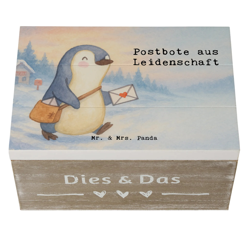 Holzkiste Postbote Leidenschaft Design Erinnerungskiste, Dekokiste, Geschenkbox, Erinnerungsbox, Schatulle, Geschenkdose, Kiste, Schatzkiste, Truhe, XXL, Aufbewahrungsbox, Holzkiste, Beruf, Ausbildung, Jubiläum, Abschied, Rente, Kollege, Kollegin, Geschenk, Schenken, Arbeitskollege, Mitarbeiter, Firma, Danke, Dankeschön, Postler, Briefzusteller, Briefträger, Postbote