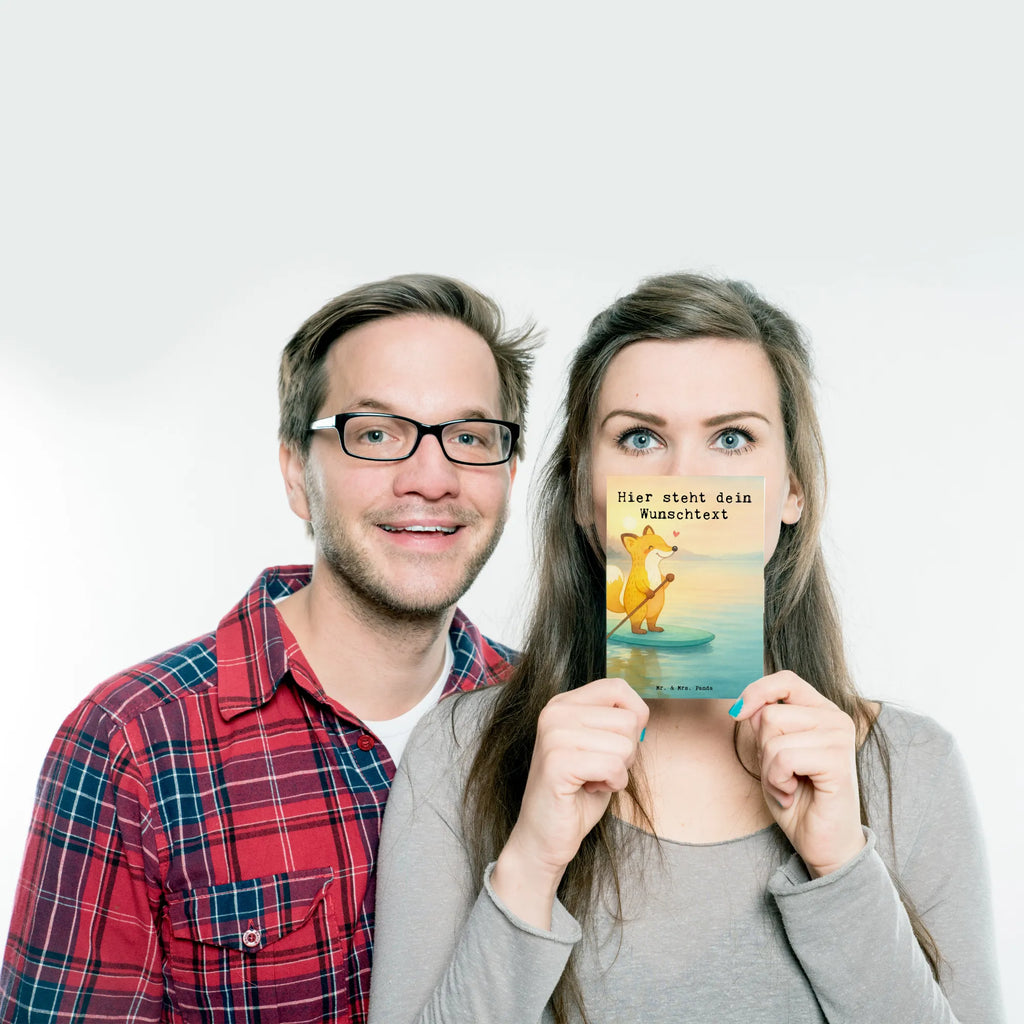 Personalisierte Postkarte Fuchs Stand Up Paddling Design Geschenkkarte mit Wunschtext, Geschenkkarte mit Namen, Grußkarte mit Wunschtext, Einladung mit Wunschtext, Postkarte personalisierbar, Einladung mit Namen, Karte mit Namen, Grußkarte mit Namen, Postkarte mit Namen, Ansichtskarte mit Namen, Postkarte mit Wunschtext, Postkarte bedrucken, Ansichtskarte mit Wunschtext, Karte mit Wunschtext, Geschenk, Sport, Sportart, Hobby, Schenken, Danke, Dankeschön, Auszeichnung, Gewinn, Sportler, Paddle Boarding, SUB, Stand Up Paddling, subben, Stand up paddle