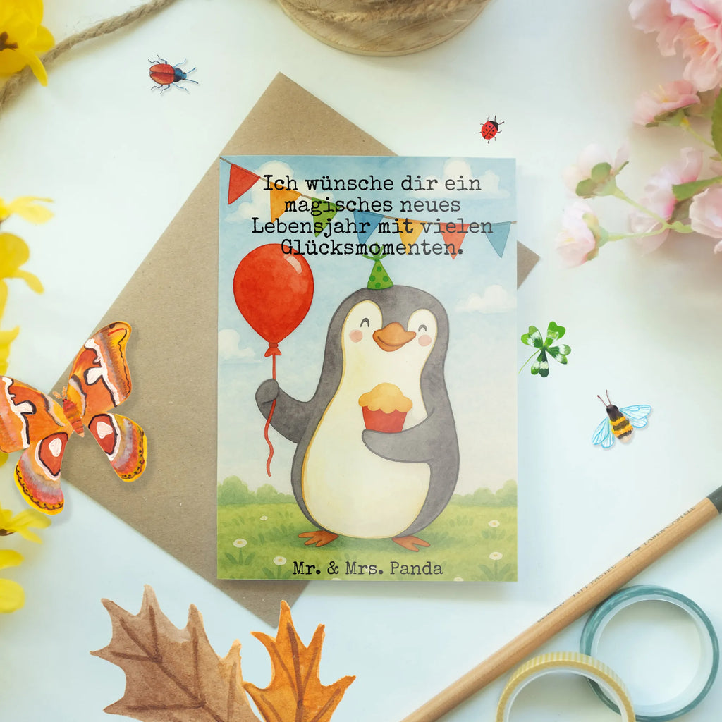 Grußkarte Pinguin Geburtstag Design Abitur, Papa, Hochzeit, Freundin, liebevoll, Abschluss, witzig, Weihnachten, Oma, Taufe, Frau, Mädchen, Mama, Aufmunterung, cool, Opa, Ostern, Glücklich, Freund, Glückwunschkarte, Klappkarte, Geburtstagskarte, Einladungskarte, Karte, Beileid, Trauerkarte, Geschenkideen, Lieblingsmensch, Junge, Grußkarte, Hochzeitskarte, Ansichtskarten, Geschenk, Geburtstag, Geburtstagsgeschenk, Kuchen, Geschenke, Party, Feiern, Torte