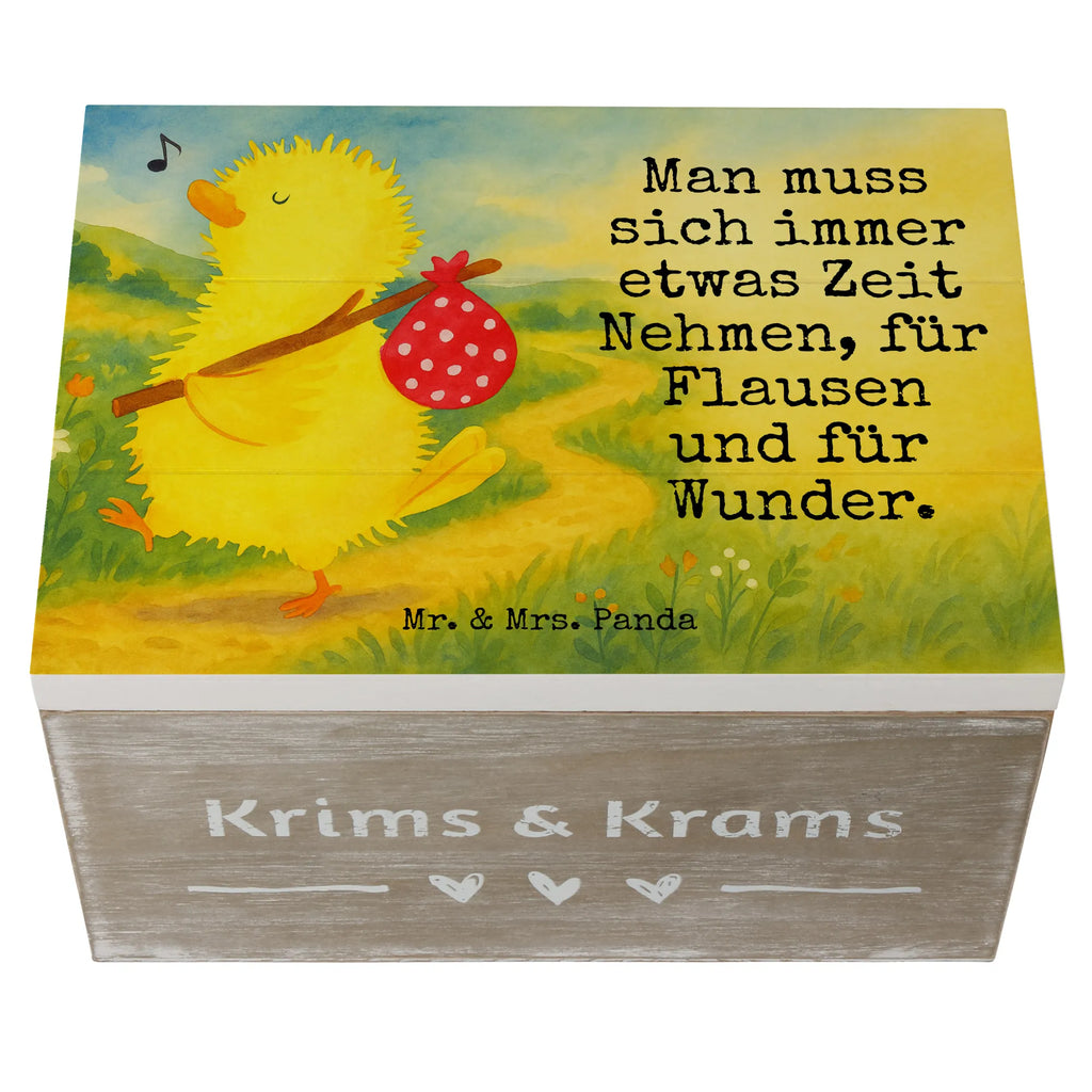 Geschenkbox Küken Wander Design erinnerungsbox hochzeit, aufbewahrungsbox aus holz, box aus holz, aufbewahrungskiste, holz aufbewahrungsbox, Schatzkiste, Dekokiste, aufbewahrungsbox holz, deko box, Schatulle, Truhe, holzboxen, holzkisten, holzbox mit deckel, erinnerungsbox baby, holzbox, Holzkiste, ordnungsbox, Kiste, holztruhe, Erinnerungsbox, schmuckkästchen, Geschenkbox, holzkiste mit deckel, Aufbewahrungsbox, dekorative holzkiste, Erinnerungskiste, Osternest, Osterhase, Ostern Kinder, Ostergeschenke Kinder, Ostern Geschenk, Geschenke zu Ostern, Ostergeschenke, Osterdeko, Ostern, Ostereier, Wunder, Zeit, Frühlingsgefühle, Ostergrüße, Zeitmanagement, Flausen, Frohe Ostern, liebe Grüße, Ei, Weltenbummler, Osterei, Reisen, Freude, Grüße, Backpacker, Küken