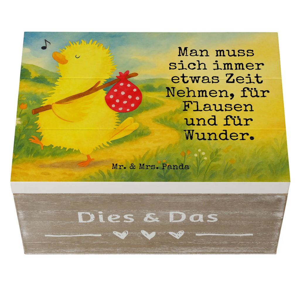 Geschenkbox Küken Wander Design erinnerungsbox hochzeit, aufbewahrungsbox aus holz, box aus holz, aufbewahrungskiste, holz aufbewahrungsbox, Schatzkiste, Dekokiste, aufbewahrungsbox holz, deko box, Schatulle, Truhe, holzboxen, holzkisten, holzbox mit deckel, erinnerungsbox baby, holzbox, Holzkiste, ordnungsbox, Kiste, holztruhe, Erinnerungsbox, schmuckkästchen, Geschenkbox, holzkiste mit deckel, Aufbewahrungsbox, dekorative holzkiste, Erinnerungskiste, Osternest, Osterhase, Ostern Kinder, Ostergeschenke Kinder, Ostern Geschenk, Geschenke zu Ostern, Ostergeschenke, Osterdeko, Ostern, Ostereier, Wunder, Zeit, Frühlingsgefühle, Ostergrüße, Zeitmanagement, Flausen, Frohe Ostern, liebe Grüße, Ei, Weltenbummler, Osterei, Reisen, Freude, Grüße, Backpacker, Küken