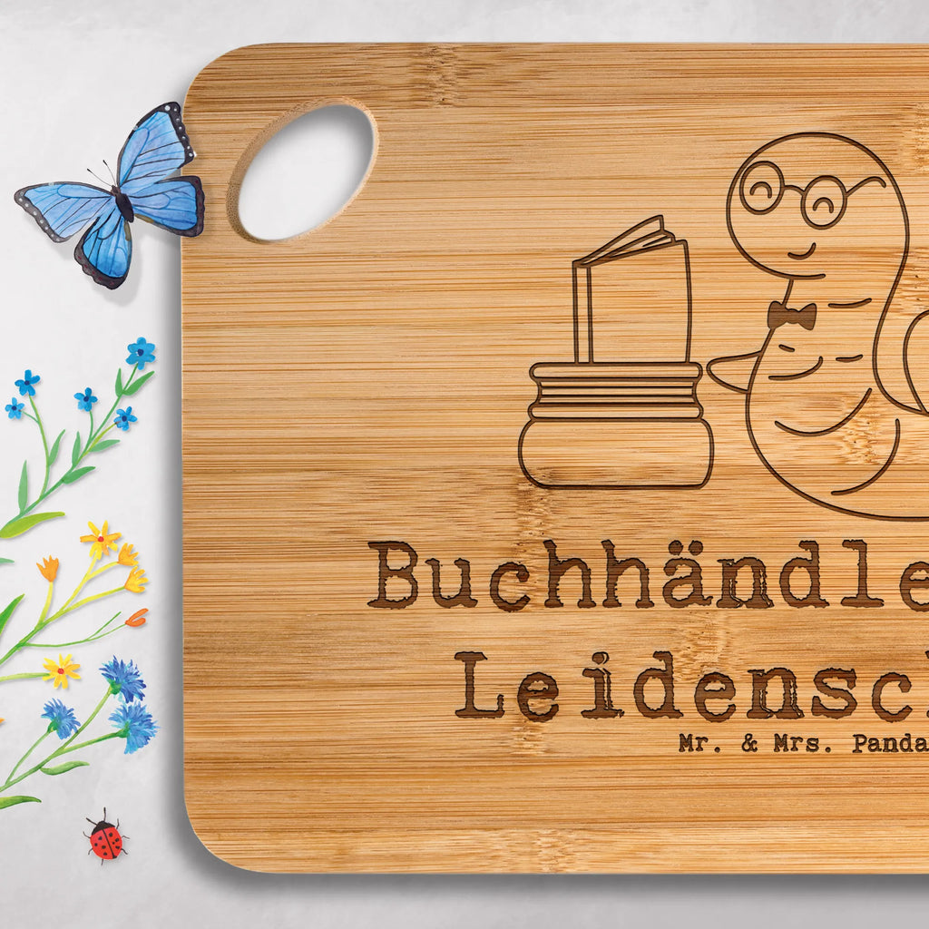 Schneidebrett Buchhändler Leidenschaft Servierbrett, Hackbrett, Küchenbrett, Frühstücksbrett, Holzbrettchen, Holzbrett, Schneidebrett, Brett, Geschenk, Schenken, Jubiläum, Danke, Dankeschön, Beruf, Ausbildung, Abschied, Rente, Kollege, Kollegin, Arbeitskollege, Mitarbeiter, Firma, Buchhändler, Bibliothekar, Buchhandlung, Bücherwurm, Buchverkäufer
