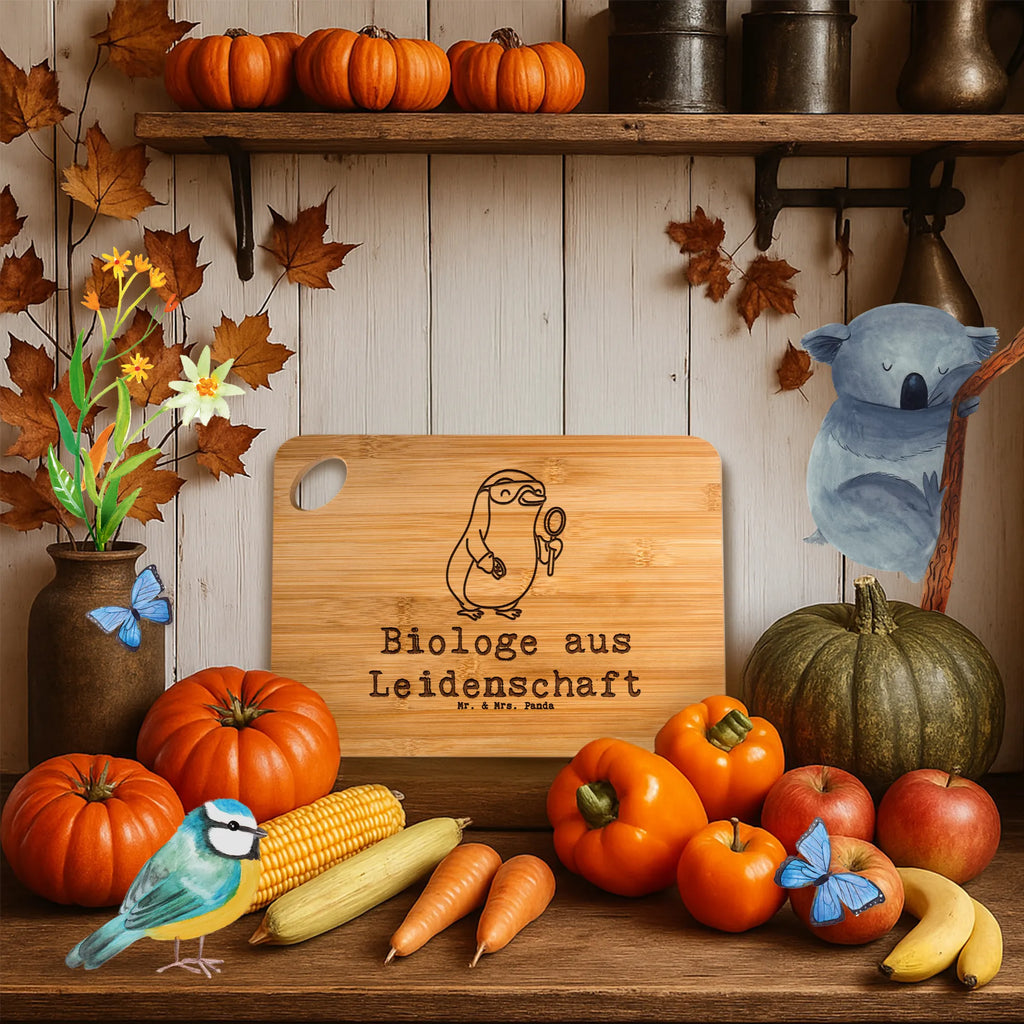 Holzbrett Biologe Leidenschaft Frühstücksbrett, Hackbrett, Holzbrett, Holzbrettchen, Servierbrett, Brett, Küchenbrett, Schneidebrett, Geschenk, Schenken, Jubiläum, Danke, Dankeschön, Beruf, Ausbildung, Abschied, Rente, Kollege, Kollegin, Arbeitskollege, Mitarbeiter, Firma, Studium, Master, Biologe, Labor, Bachelor, Biologie, Naturwissenschaftler