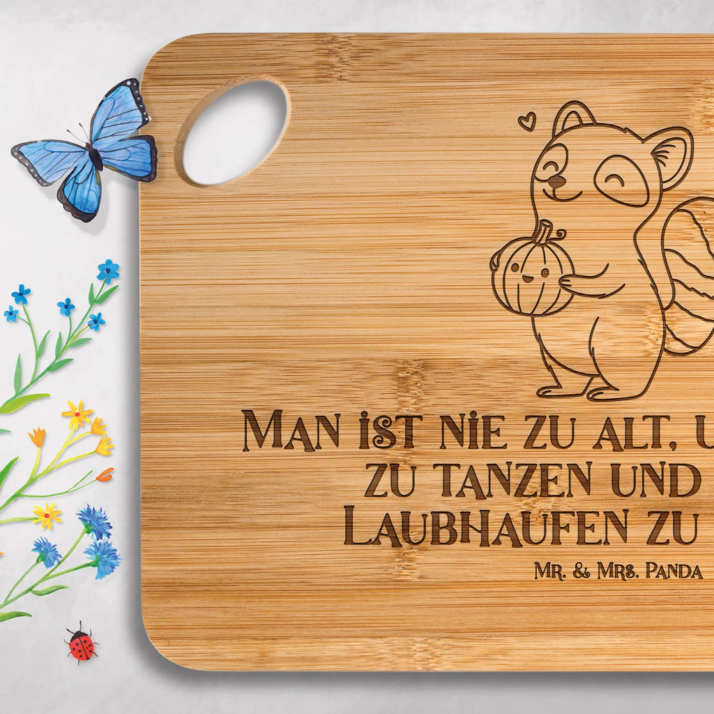 Frühstücksbrett Waschbär Kürbis Servierbrett, Hackbrett, Küchenbrett, Holzbrett, Schneidebrett, Holzbrettchen, Brett, Frühstücksbrett, Dekoration, Geschenke, Schenken, Deko, Halloween, Martinssingen, Halloween Deko, Waschbär, Kürbis, Süßes sonst gibt's saures, Trick or Treat