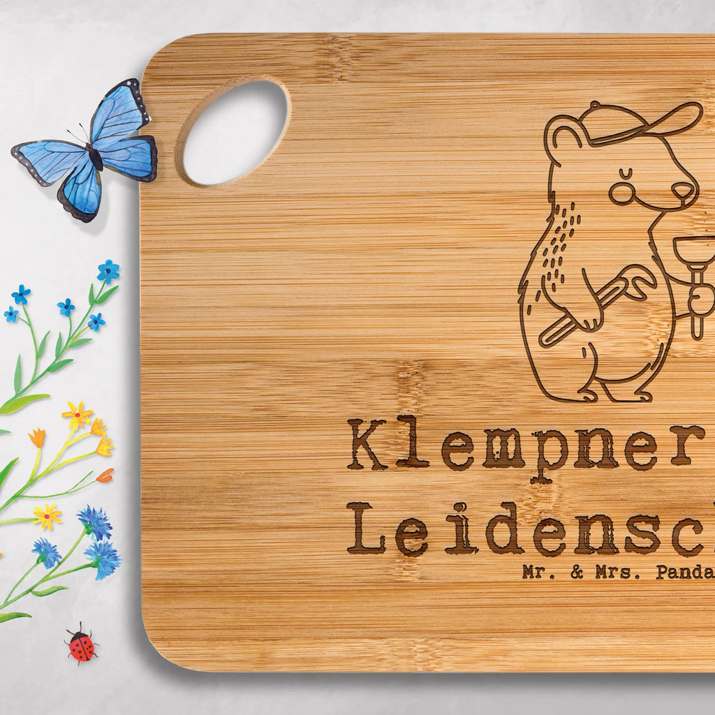 Holzbrett Klempner Leidenschaft Schneidebrett, Holzbrett, Frühstücksbrett, Hackbrett, Servierbrett, Holzbrettchen, Brett, Küchenbrett, Geschenk, Schenken, Jubiläum, Danke, Dankeschön, Beruf, Ausbildung, Abschied, Rente, Kollege, Kollegin, Arbeitskollege, Mitarbeiter, Firma, Klempner, Meister, Gesellenprüfung, Installateur, Sanitärinstallationen, Bauklempner, Fachbetrieb, Handwerker