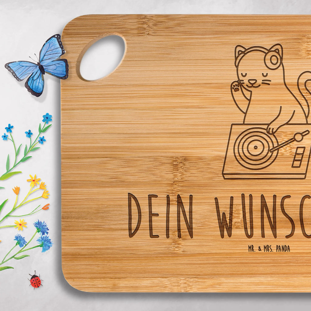 Personalisiertes Schneidebrett Katze DJ Frühstücksbrett mit Wunschtext, Personalisiertes Bambus Schneidebrett, Schneidebrett Mit Namen, Schneidebrett Mit Initialen, Geschenkidee Schneidebrett Mit Namen, Hackbrett mit Wunschtext, Servierbrett selbst gestalten, Schneidebrett Familie Mit Namen, Holzbrett mit Wunschtext, Brett mit Wunschtext, Personalisiertes Servierbrett, Schneidebrett Mit Herzen Und Wunschtext, Schneidebrett Mit Personalisierung, Personalisiertes Holzbrett, Schneidebrett Mit Gravur, Schneidebrett Bambus Mit Gravur, Holzbrettchen selbst gestalten, Holzbrett selbst gestalten, Frühstücksbrett selbst gestalten, Werbegeschenk mit Firmennamen, Personalisiertes Küchenbrett, Küchenbrett mit Wunschtext, Küchenbrett Mit Namen, Schneidebrett Mit Wunschtext, Schneidebrett selbst gestalten, Holzbrett mit Namen, Brett mit Namen, Schneidebrett individuell, Personalisiertes Holzbrettchen, Bambusbrettchen Mit Gravur, Holzbrettchen mit Namen, Personalisiertes Hackbrett, Holzbrettchen mit Wunschtext, Werbegeschenk mit Text, Servierbrett mit Namen, Bambus, Schneidebrett Für Grillfans Mit Gravur, Hackbrett mit Namen, Frühstücksbrett mit Namen, Schneidebrett selber gestalten, Schneidebrett Mit Motiv Und Namen, Schneidebrett Geschenk Personalisiert, Schneidebrett Mit Spruch Und Namen, Schneidebrett Für Paare Mit Namen, Personalisiertes Schneidebrett, Schneidebrett mit Namen, Holzbrett Mit Gravur, Schneidebrett Geburtstag Mit Gravur, Schneidebrett Selbst Gestalten, Schneidebrett Mit Datum, Servierbrett mit Wunschtext, Personalisiertes Brett, Hackbrett selbst gestalten, Personalisiertes Frühstücksbrett, Bambusbrett Mit Namen, Frühstücksbrett Mit Namen, Schneidebrett Hochzeit Geschenk Mit Gravur, Schneidebrett Mit Logo, Küchenbrett selbst gestalten, Küchenbrett mit Namen, Brett selbst gestalten, Hochwertiges Schneidebrett Mit Gravur, Schneidebrett mit Wunschtext, Schneidebrett Holz Mit Namen, Instrumente, Geschenke Musiker, Musikliebhaber, Tanzen, Katze, DJ, Disko, Club, Feiern