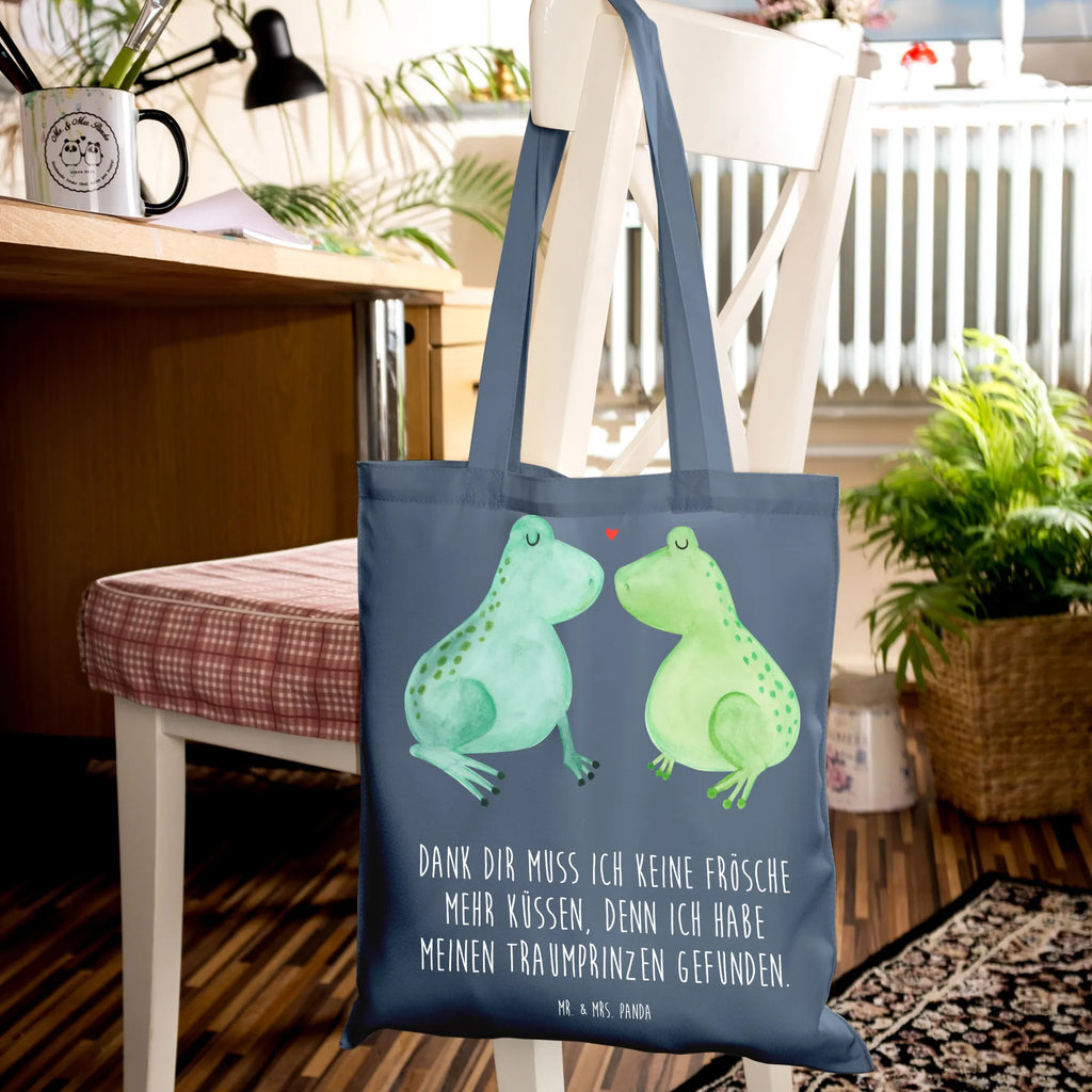 Tragetasche Frosch Liebe Strandtasche, Tragetasche, Stofftasche, Umhängetasche, Tasche, Beuteltasche, Jutetasche, Einkaufstasche, Laptoptasche, Badetasche, Stoffbeutel, Shopper, Jutebeutel, Schultertasche, Einkaufstüte, Beutel, Liebe, Partner, Freund, Freundin, Ehemann, Ehefrau, Heiraten, Verlobung, Heiratsantrag, Liebesgeschenk, Jahrestag, Hocheitstag, Geschenk Freund, Frösche, Geschenk Hochzeit, Liebesbeweis, Verliebt, Hochzeitstag, Verheiratet, Fröschchen, Frosch, Geschenk Freundin, Froschkönig, Verlobt
