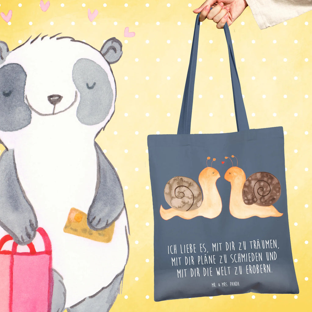 Tote bag Snails in love Strandtasche, Laptoptasche, Tragetasche, Schultertasche, Tasche, Beuteltasche, Umhängetasche, Jutetasche, Einkaufstasche, Badetasche, Stofftasche, Stoffbeutel, Einkaufstüte, Shopper, Beutel, Jutebeutel, Liebe, Partner, Freund, Freundin, Ehemann, Ehefrau, Heiraten, Verlobung, Heiratsantrag, Liebesgeschenk, Jahrestag, Hocheitstag