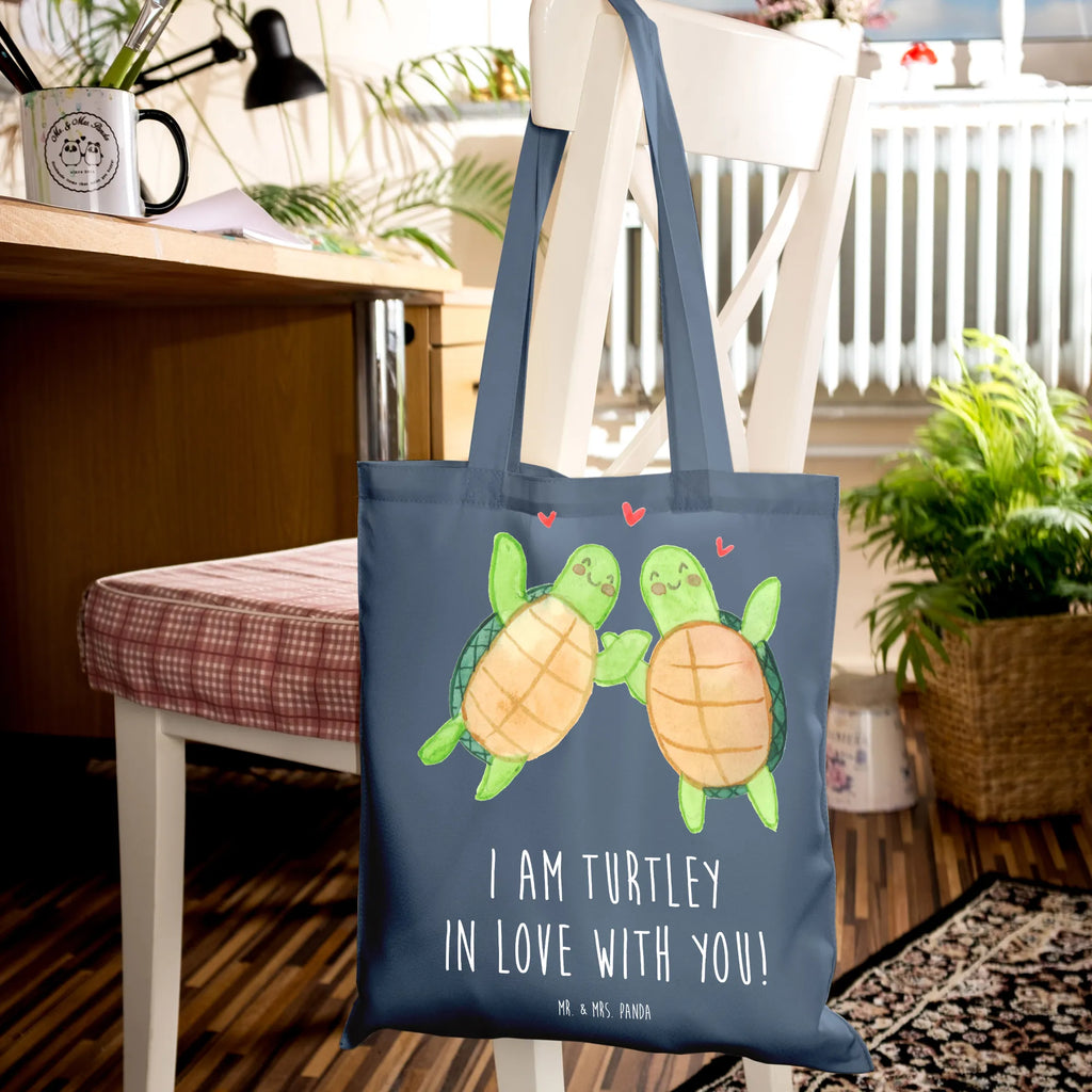 Tragetasche Schildkröten Paar Beutel, Jutebeutel, Beuteltasche, Einkaufstüte, Stoffbeutel, Badetasche, Shopper, Tragetasche, Schultertasche, Laptoptasche, Stofftasche, Jutetasche, Einkaufstasche, Tasche, Umhängetasche, Strandtasche, Liebe, Partner, Freund, Freundin, Ehemann, Ehefrau, Heiraten, Verlobung, Heiratsantrag, Liebesgeschenk, Jahrestag, Hocheitstag, Valentinstag, Geschenk für Partner, Hochzeitstag, für Männer, für Ehemann, Liebesbeweis, Geschenk für Frauen, Mitbringsel, Geschenk für Freundin
