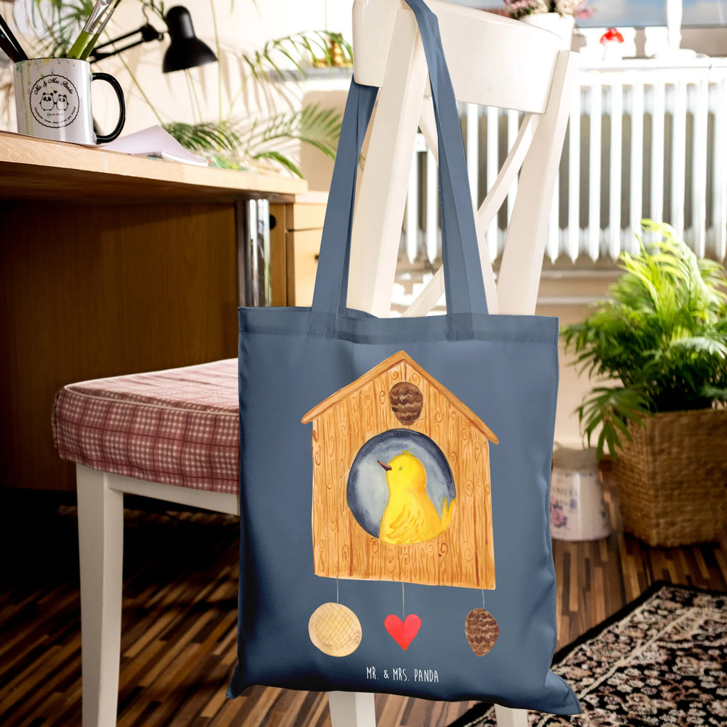 Tote bag Bird House Badetasche, baumwollbeutel, Shopper, uni tasche, Alltagstasche, Umhängetasche, Tüte, Einkaufstasche, Baumwolltasche, shopping tasche, Tragetasche, tote bag, Beutel, Jutebeutel, Laptoptasche, Schultasche, bedruckte tasche, Schultertasche, unitasche, Tasche, Statementbeutel, Henkeltasche, Einkaufstüte, Einkaufsbeutel, Stofftasche, Beuteltasche, Strandtasche, Leinentasche, Stoffbeutel, Jutetasche, büchertasche, Gute Laune, Tiermotive, Tiere, lustige Sprüche, Castle, Nest, unser Haus, Home sweet home, Vögel, Eigenheim, Familie, Vogelhäuschen, Zuhause, Wohnung, Vogelhaus, Haus, Lieblingsort, Vogel