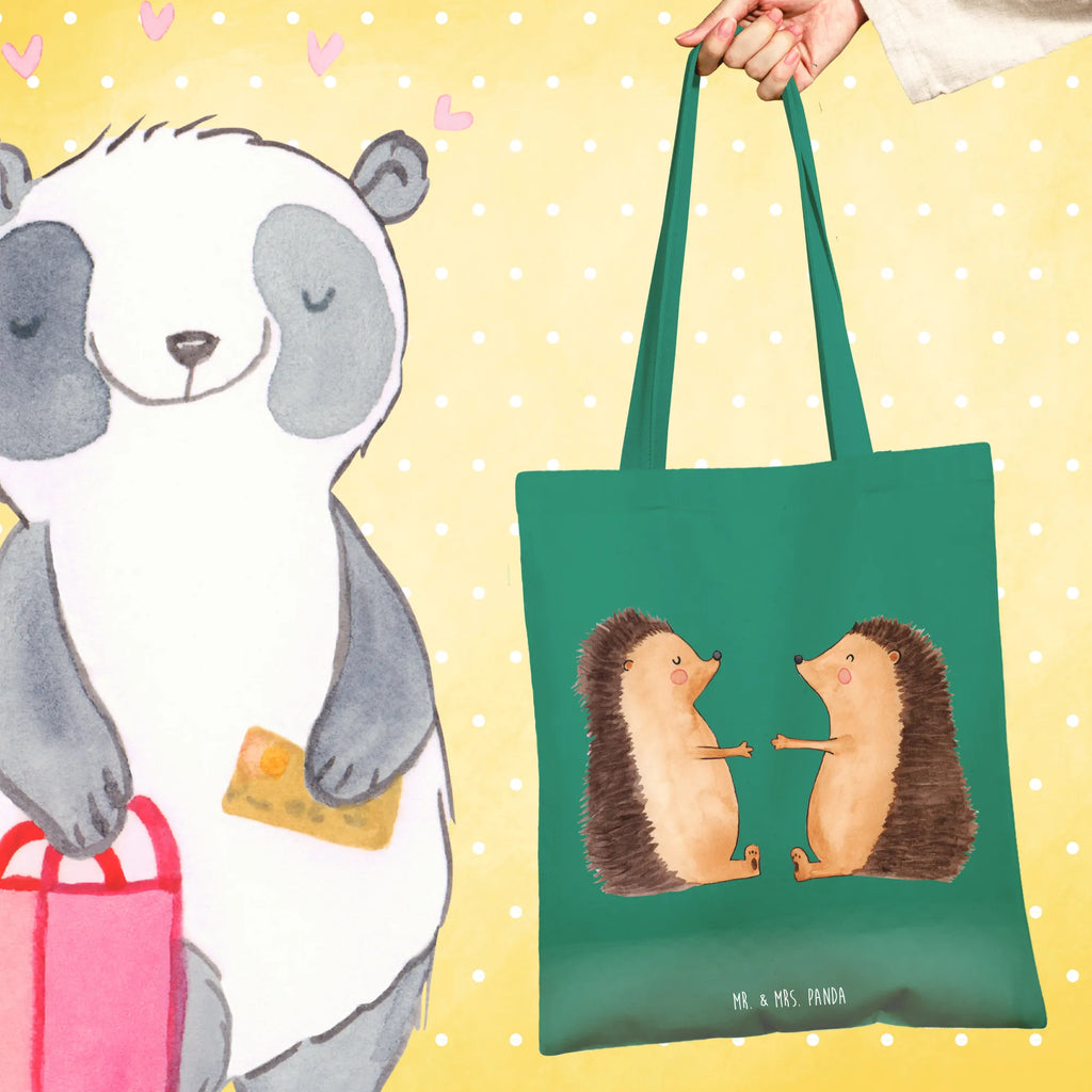 Tragetasche Igel Liebe Umhängetasche, Shopper, Beuteltasche, Tragetasche, Badetasche, Jutebeutel, Einkaufstüte, Stoffbeutel, Jutetasche, Stofftasche, Laptoptasche, Tasche, Schultertasche, Beutel, Strandtasche, Einkaufstasche, Liebe, Partner, Freund, Freundin, Ehemann, Ehefrau, Heiraten, Verlobung, Heiratsantrag, Liebesgeschenk, Jahrestag, Hocheitstag, Hochzeitstag, Verheiratet, Liebesbeweis, Igel, Verliebt, Hochzeit, Geschenk, Verlobt