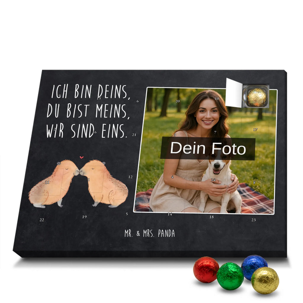  Capybara love Personalisierter Schoko Foto Adventskalender, Gute Laune, Lustige Sprüche, Tiere, Tiermotive, Liebe, Jahrestag, Liebesbeweis, Kuschel Capybaras, Liebesspruch, Valentinstag, Tierliebe, Ehejubiläum, Partnertiere, Beziehung, Verschmolzen, Capybara, Ich Bin Deins, Herzlich, Geschenkidee, Romantisches Geschenk, Du Bist Meins, Verliebt, Paar, Handgezeichnet