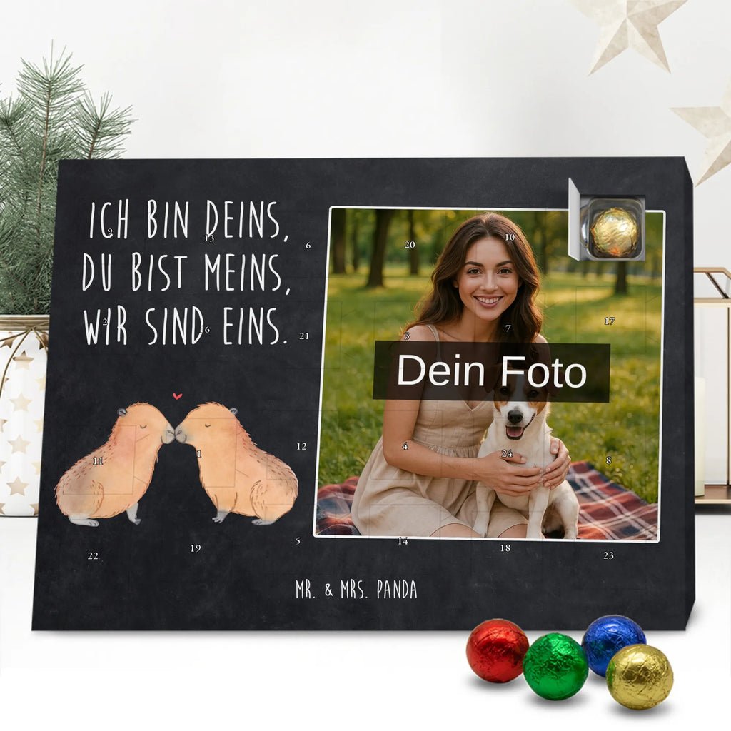  Capybara love Personalisierter Schoko Foto Adventskalender, Gute Laune, Lustige Sprüche, Tiere, Tiermotive, Liebe, Jahrestag, Liebesbeweis, Kuschel Capybaras, Liebesspruch, Valentinstag, Tierliebe, Ehejubiläum, Partnertiere, Beziehung, Verschmolzen, Capybara, Ich Bin Deins, Herzlich, Geschenkidee, Romantisches Geschenk, Du Bist Meins, Verliebt, Paar, Handgezeichnet