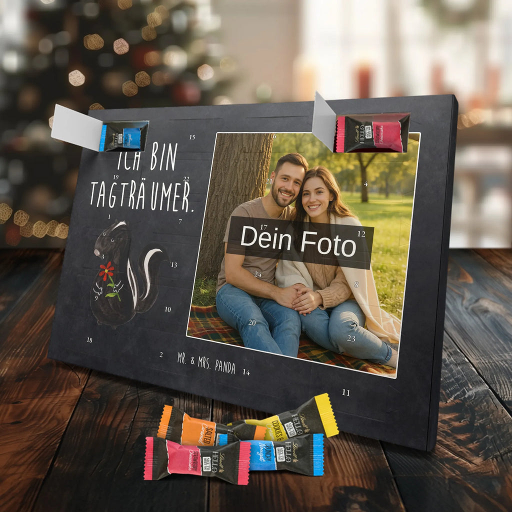 Personalisierter Schoko Foto Adventskalender Stinktier Blume Personalisierter Schoko Foto Adventskalender, Stinktier, Skunk, Träume, Tagträumer, Dreams, Stinker, Wildtier, Raubtier, Verträumt, Stinki