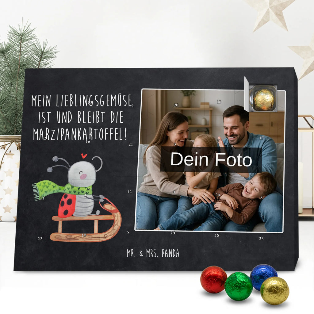 Personalisierter Schoko Foto Adventskalender Smörle Rodeln Personalisierter Schoko Foto Adventskalender, Winter, Wintermotiv, Advent, Nikolaus, Weihnachten, Weihnachtsdeko, Heiligabend, Marzipan, Smörle, Schlittenfahren