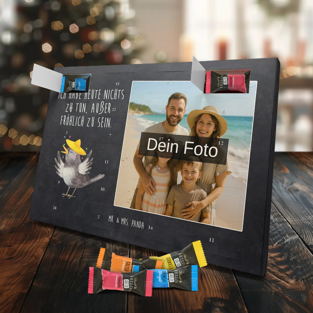 Personalisierter Schoko Foto Adventskalender Rabe Sombrero Personalisierter Schoko Foto Adventskalender, Lustige Sprüche, Tiere, Gute Laune, Tiermotive, Fröhlich sein, glücklich sein, Elster, Motivation, Glück Spruch, Spruch Positiv, Vogel, Froh, Vögel, Rabe