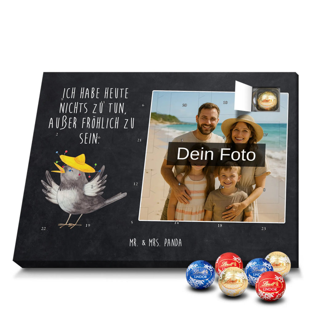 Personalisierter Schoko Foto Adventskalender Rabe Sombrero Personalisierter Schoko Foto Adventskalender, Lustige Sprüche, Tiere, Gute Laune, Tiermotive, Fröhlich sein, glücklich sein, Elster, Motivation, Glück Spruch, Spruch Positiv, Vogel, Froh, Vögel, Rabe