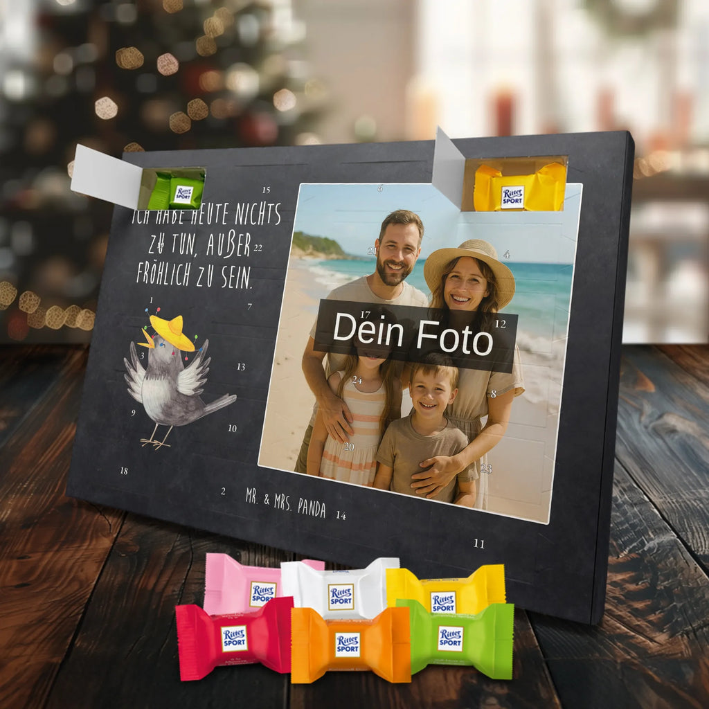 Personalisierter Schoko Foto Adventskalender Rabe Sombrero Personalisierter Schoko Foto Adventskalender, Lustige Sprüche, Tiere, Gute Laune, Tiermotive, Fröhlich sein, glücklich sein, Elster, Motivation, Glück Spruch, Spruch Positiv, Vogel, Froh, Vögel, Rabe
